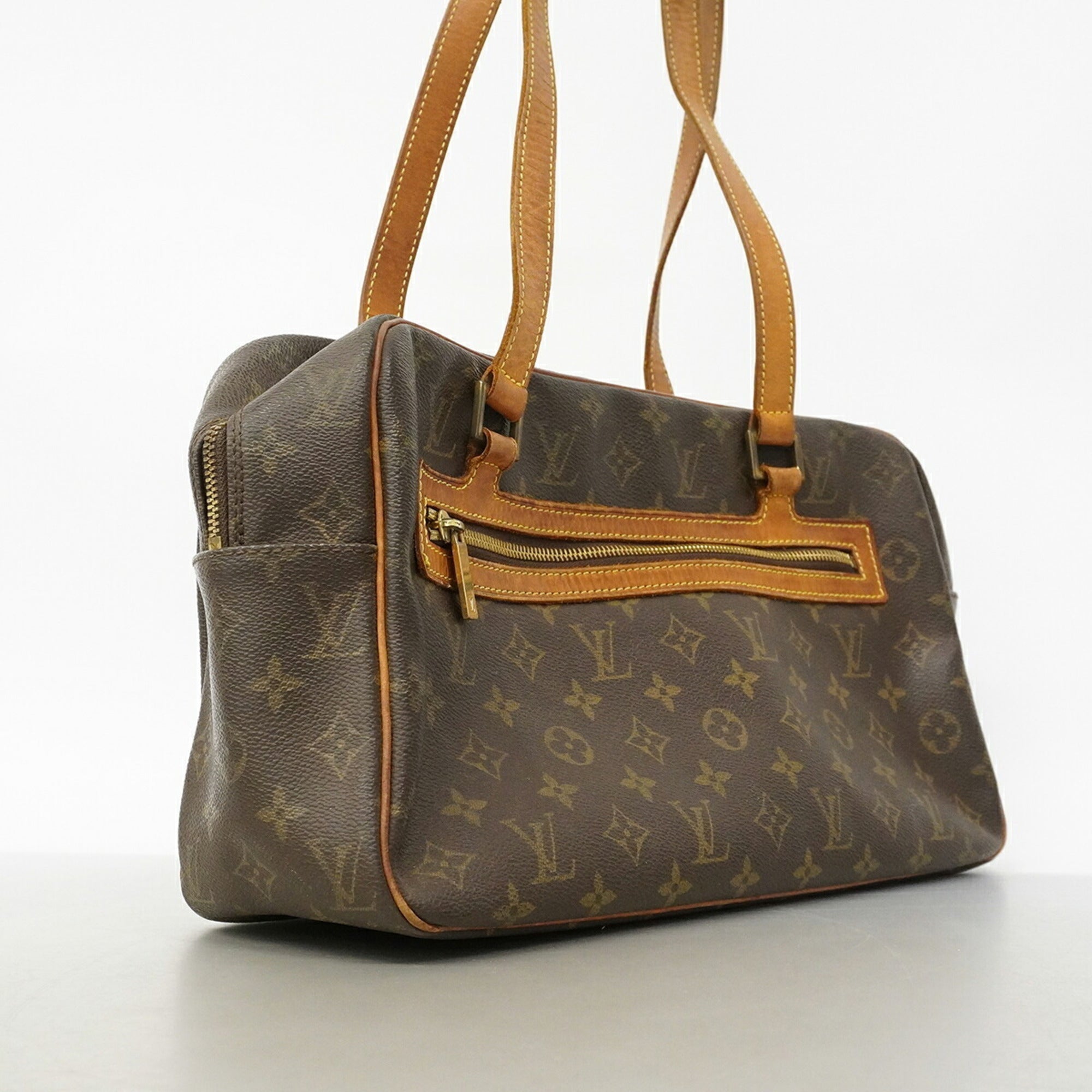 Louis Vuitton Brown Shoulder Bag (Pre-Owned)