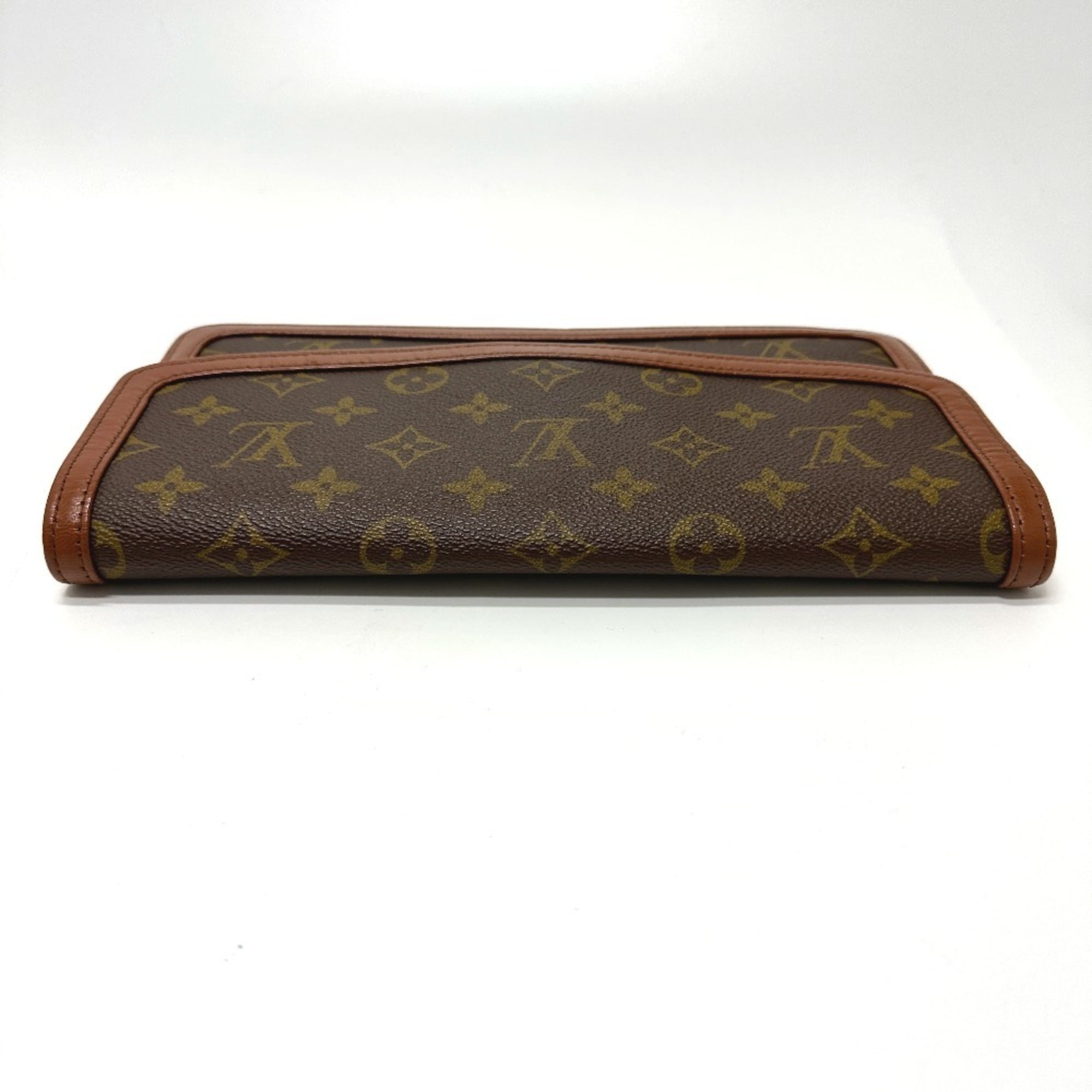 Louis Vuitton Brown Monogram Clutch Bag Pochette (Pre-Owned)