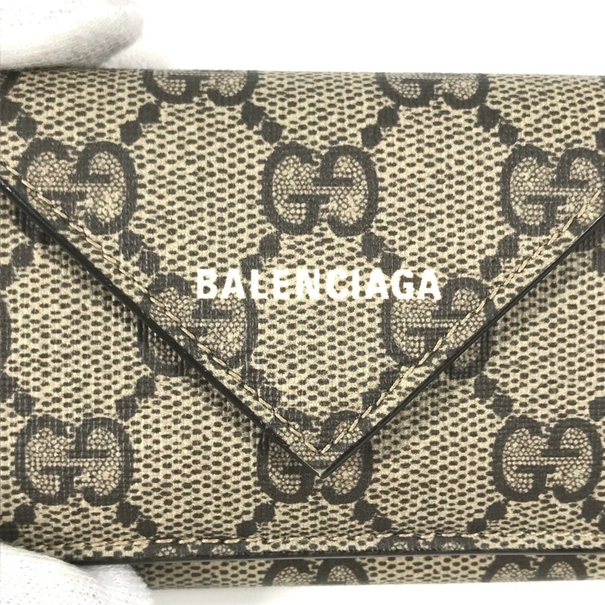 Gucci Beige White Gg Supreme Wallet (Tri-Fold) (Pre-Owned)