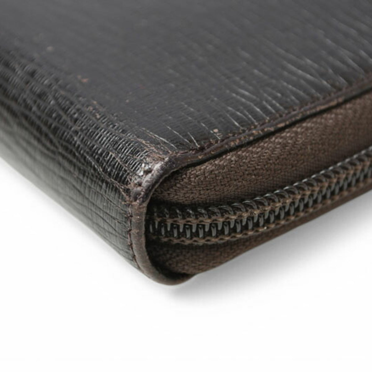 Salvatore Ferragamo Gancini Dark Brown Red Color Leather Long Wallet (Bi-Fold) (Pre-Owned)
