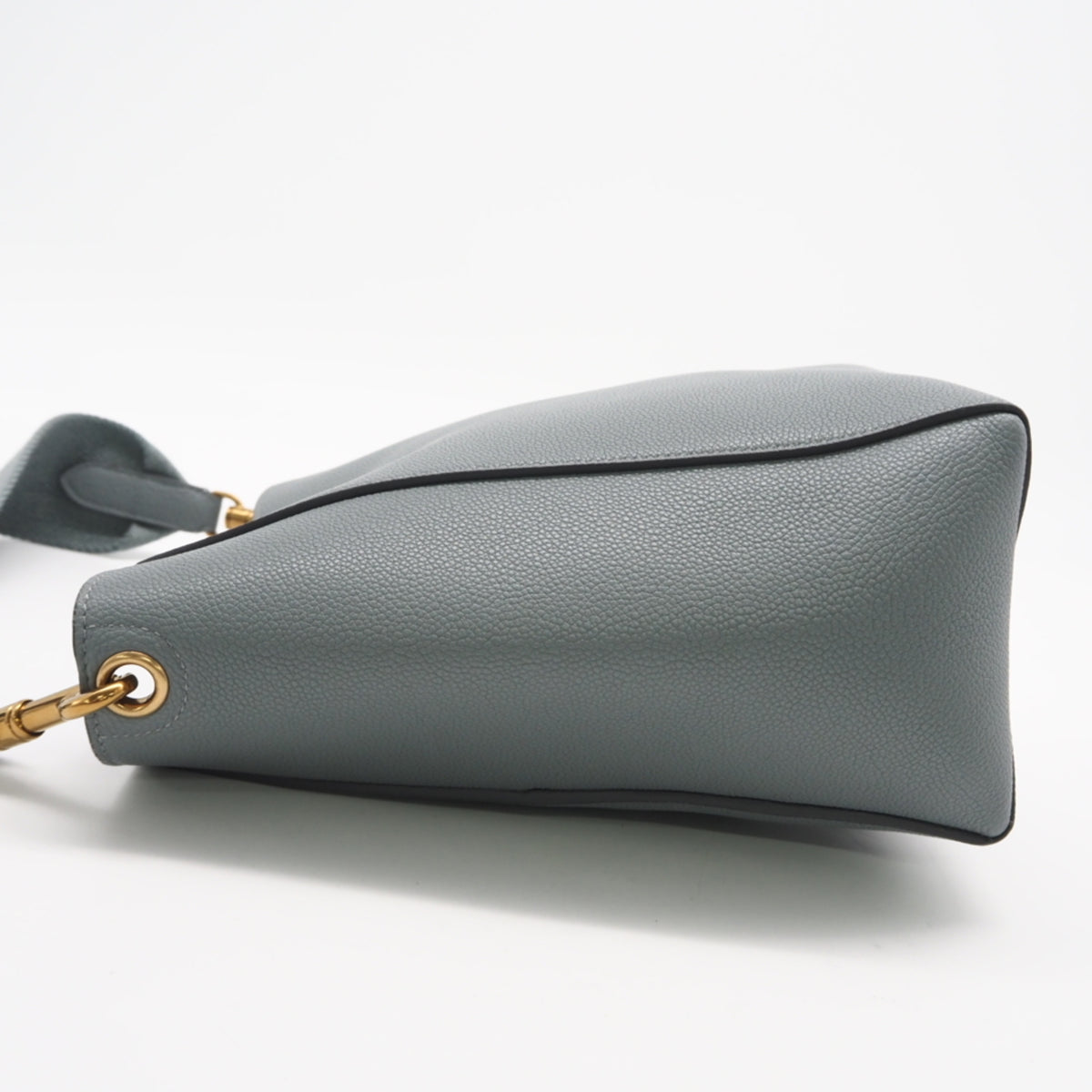 Celine Blue Leather Shoulder Bag (Pre-Owned)