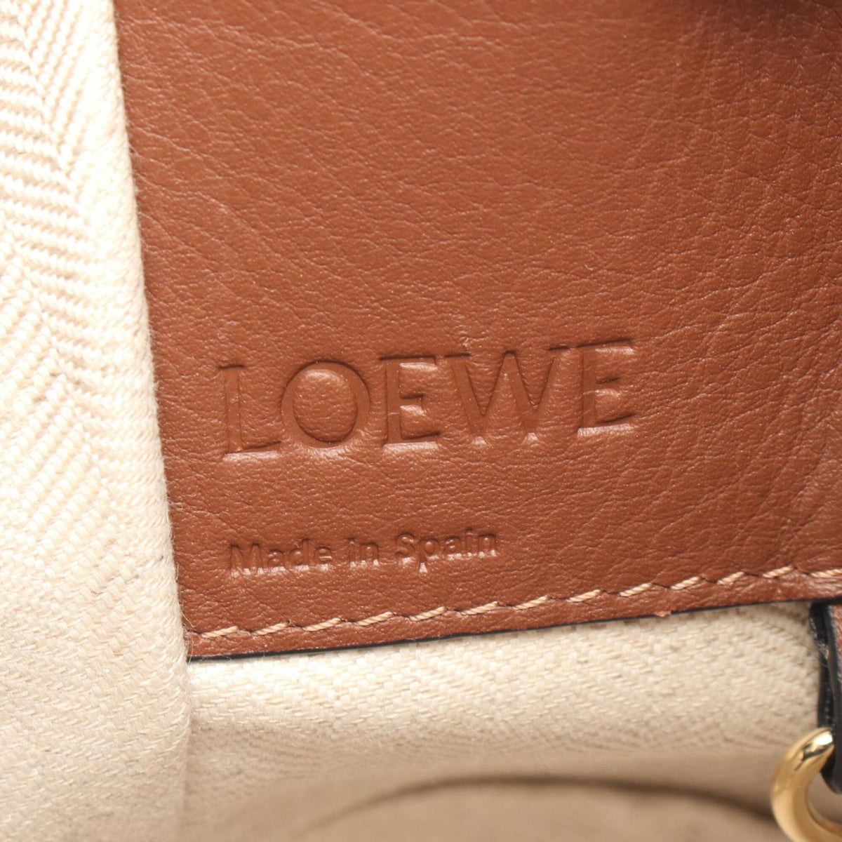 Loewe Brown Leather Handbag (Pre-Owned)