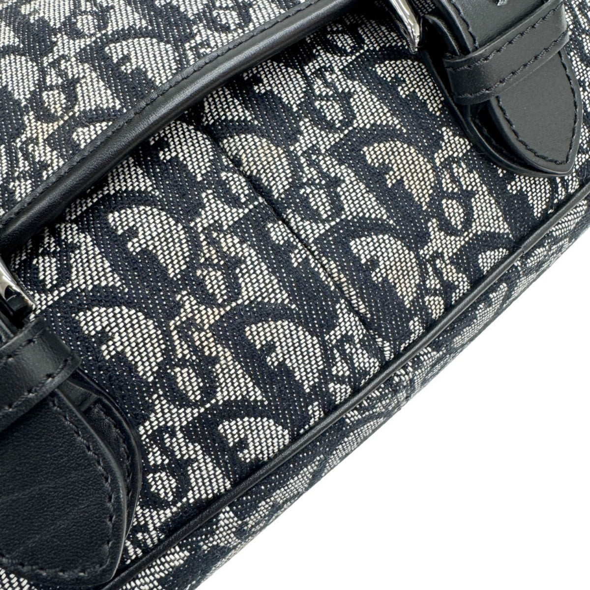 Christian Dior Trotter Black Canvas Shoulder Bag (Pre-Owned)