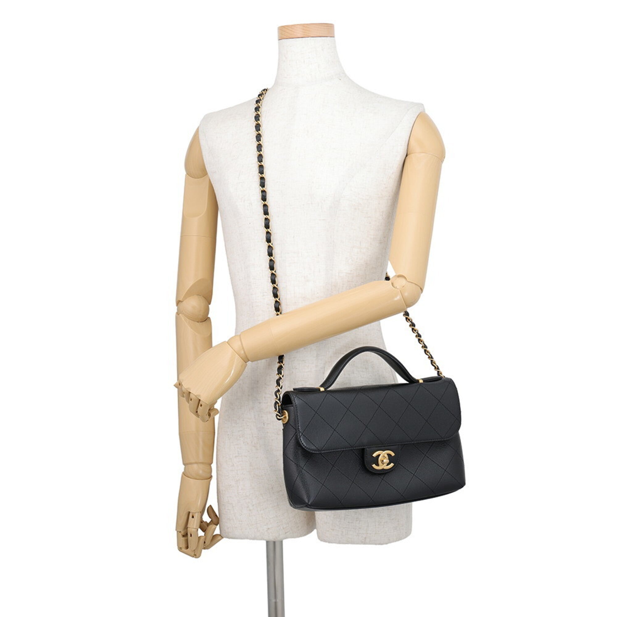 Chanel Matelasse Black Grained Calfskin Handbag Shoulder Bag (Pre-Owned)