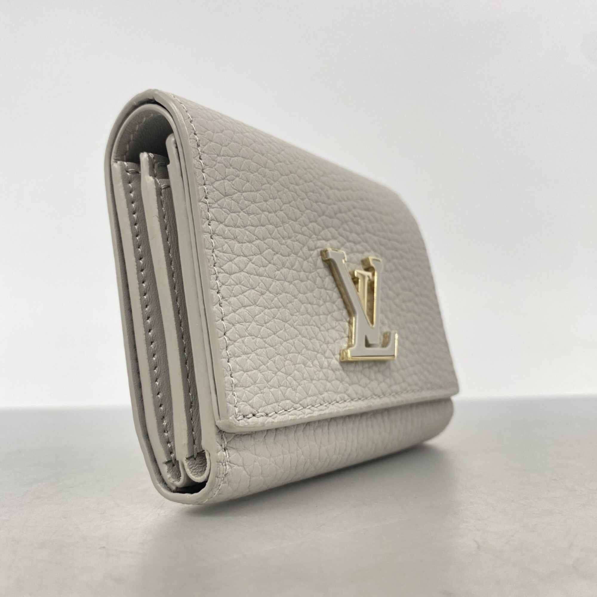 Louis Vuitton Gray Wallet (Tri-Fold) (Pre-Owned)