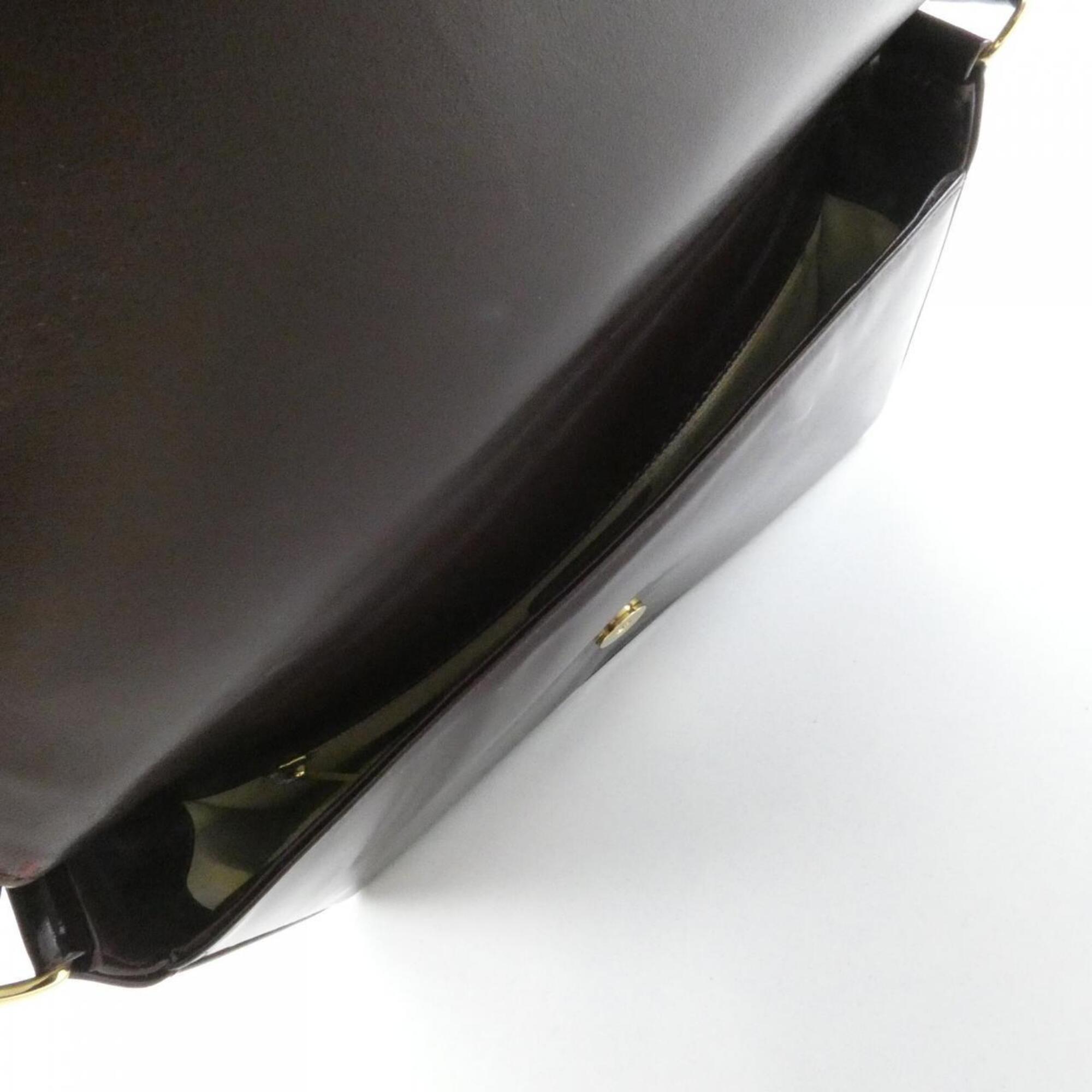 Chanel Bordeaux Shoulder Bag (Pre-Owned)