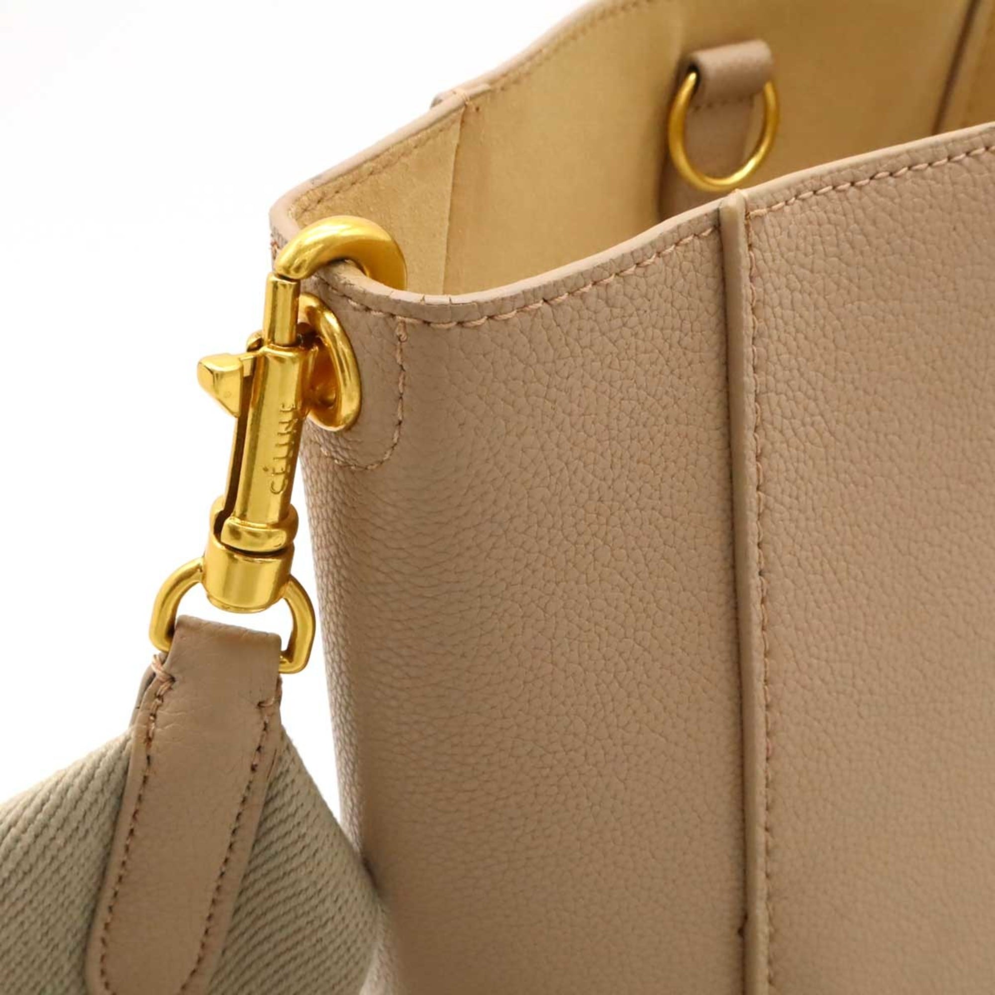 Celine Beige Leather Shoulder Bag (Pre-Owned)