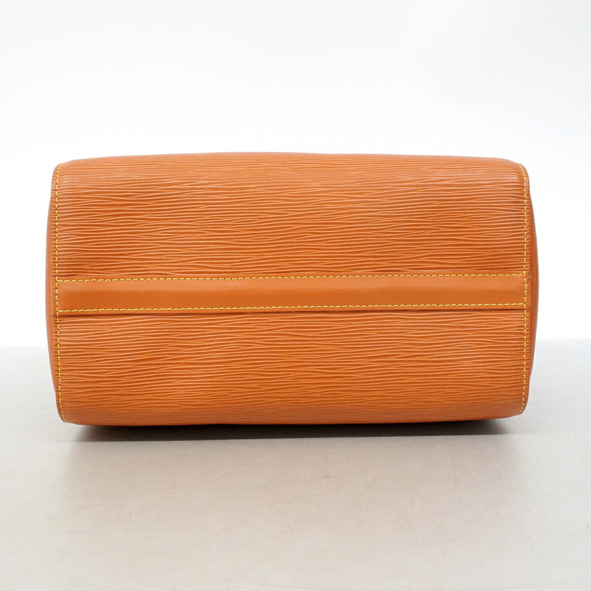 Louis Vuitton Gold Cipango Handbag (Pre-Owned)