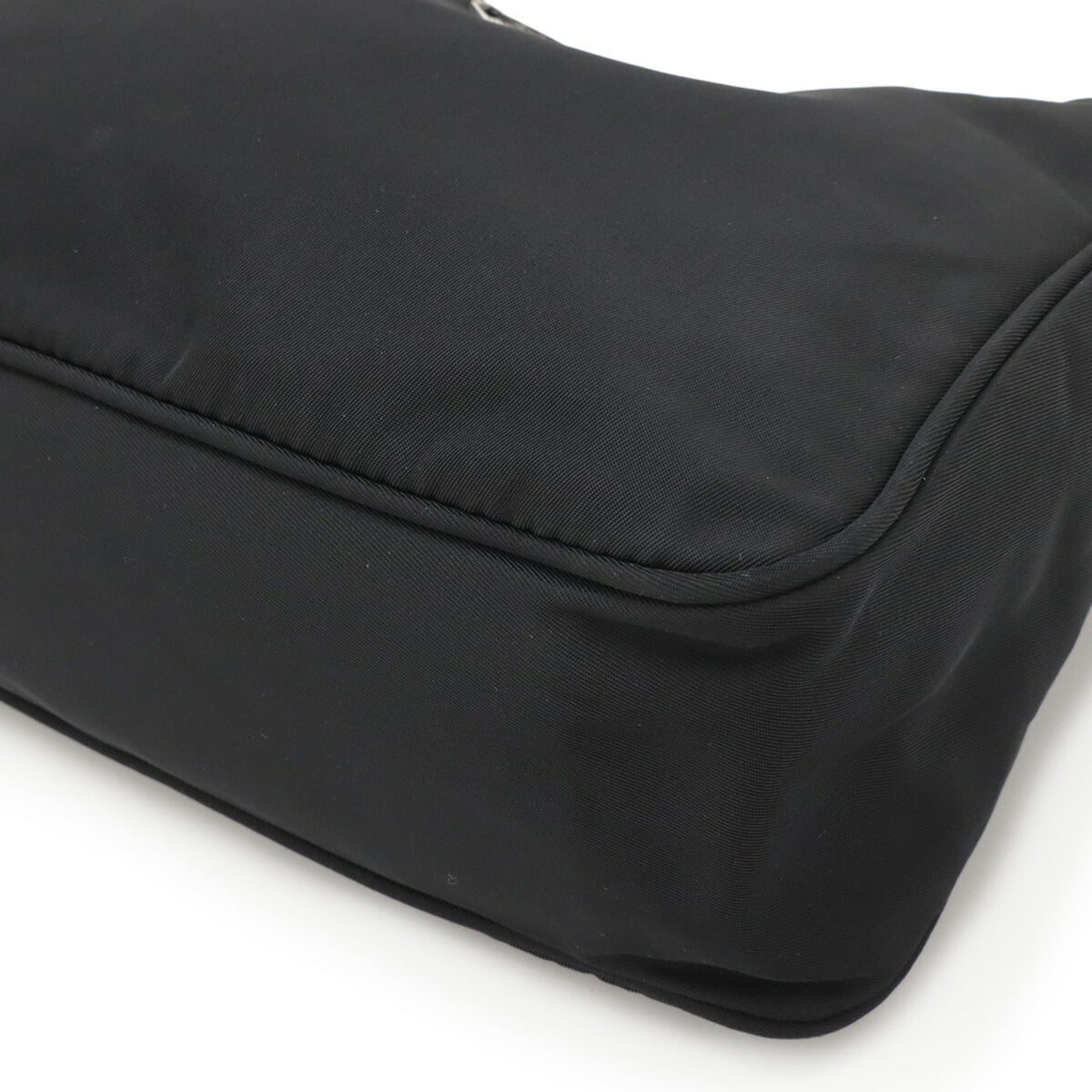 Prada Black Nero Nylon Handbag (Pre-Owned)