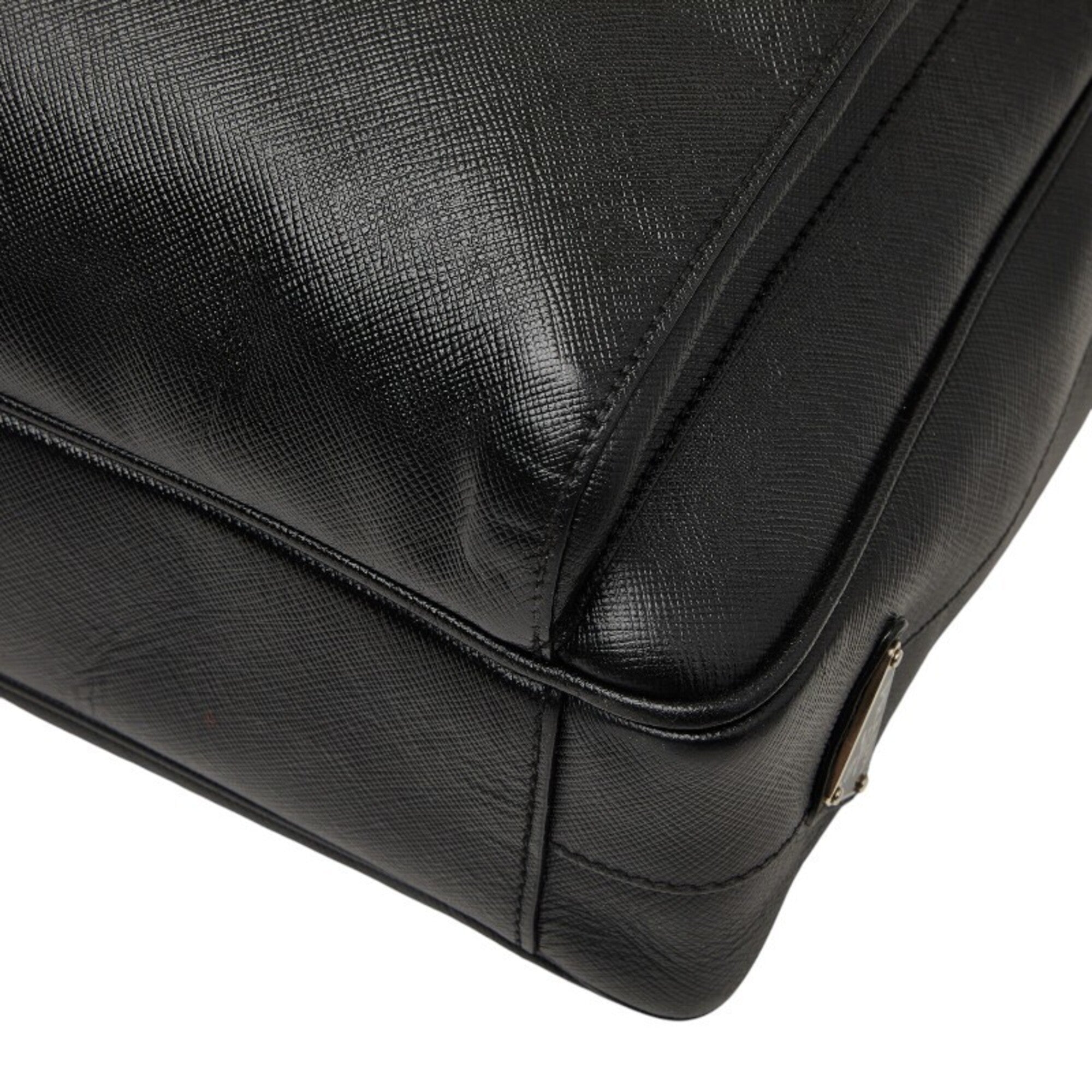 Prada Black Leather Shoulder Bag (Pre-Owned)