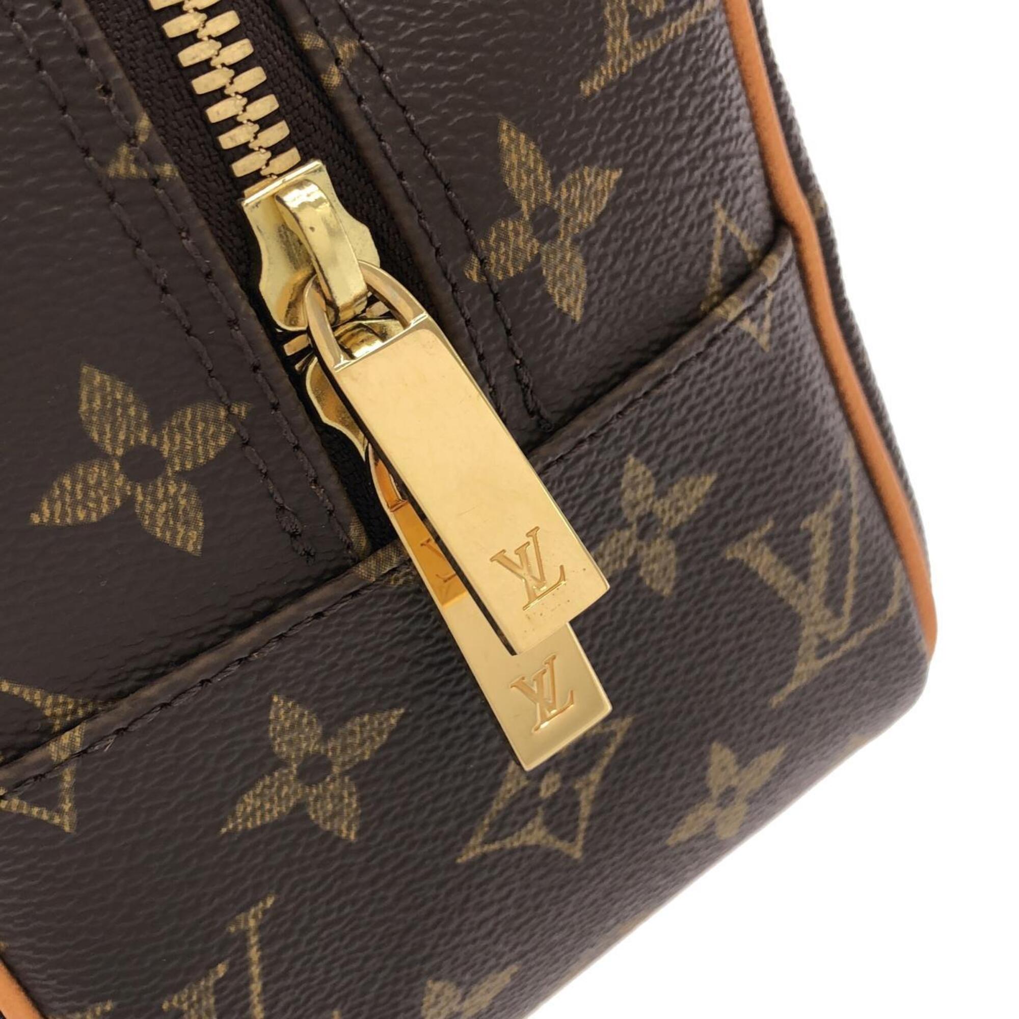 Louis Vuitton Brown Coated Canvas Shoulder Bag (Pre-Owned)