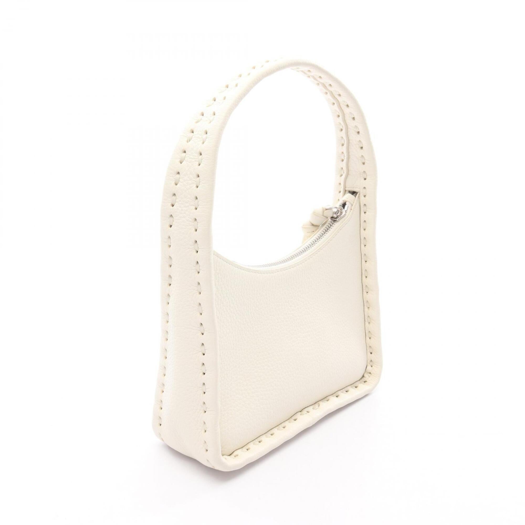 Fendi White Leather Handbag (Pre-Owned)