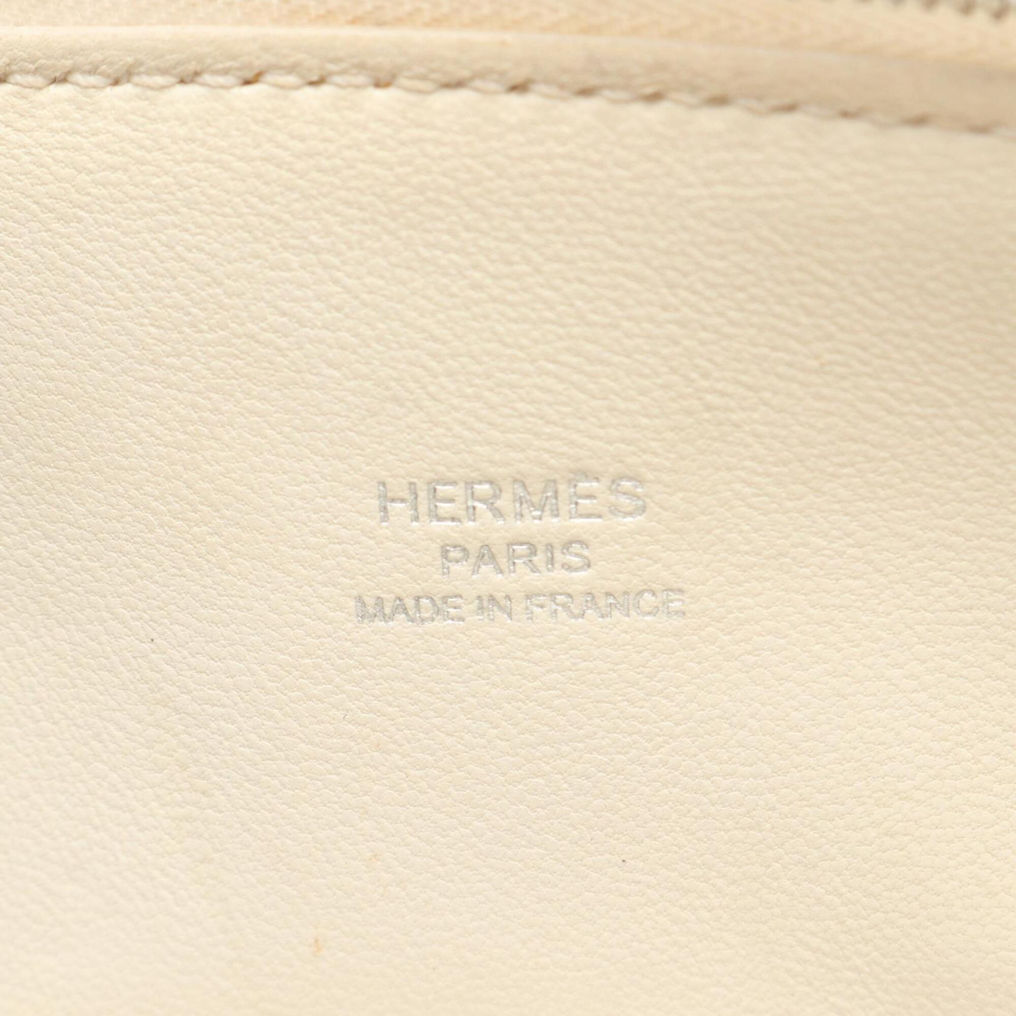 Hermes White Chevre Leather Handbag (Pre-Owned)