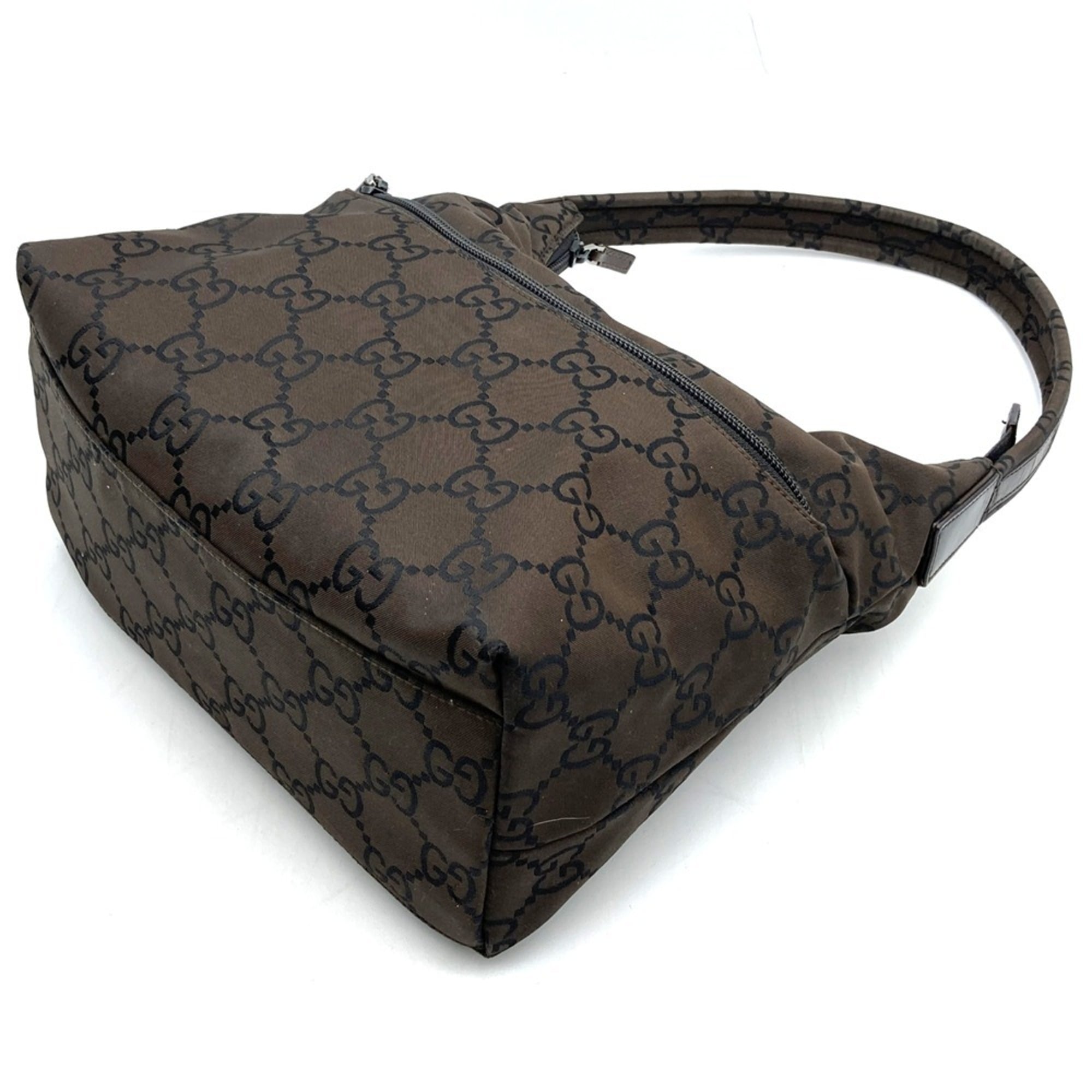 Gucci Brown Nylon Handbag Shoulder Bag (Pre-Owned)