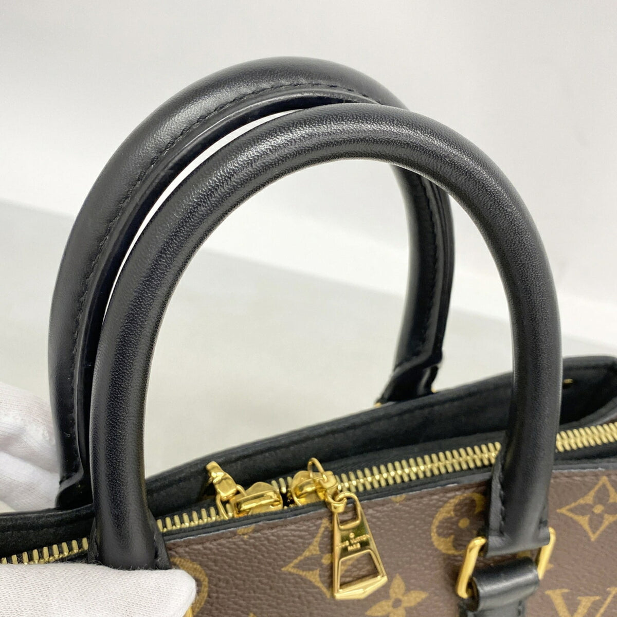 Louis Vuitton Black Brown Handbag (Pre-Owned)