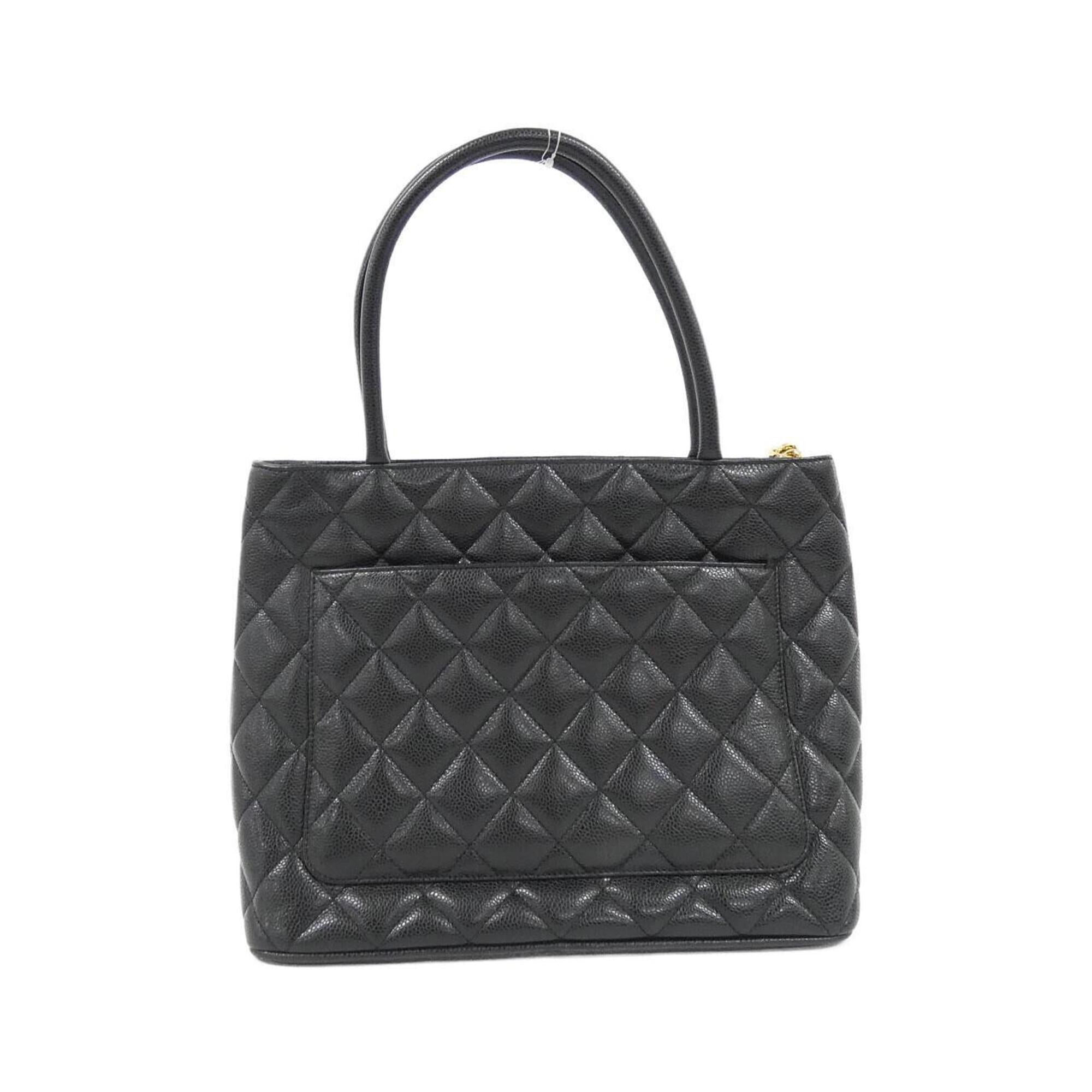 Chanel Black Grained Calfskin Handbag (Pre-Owned)