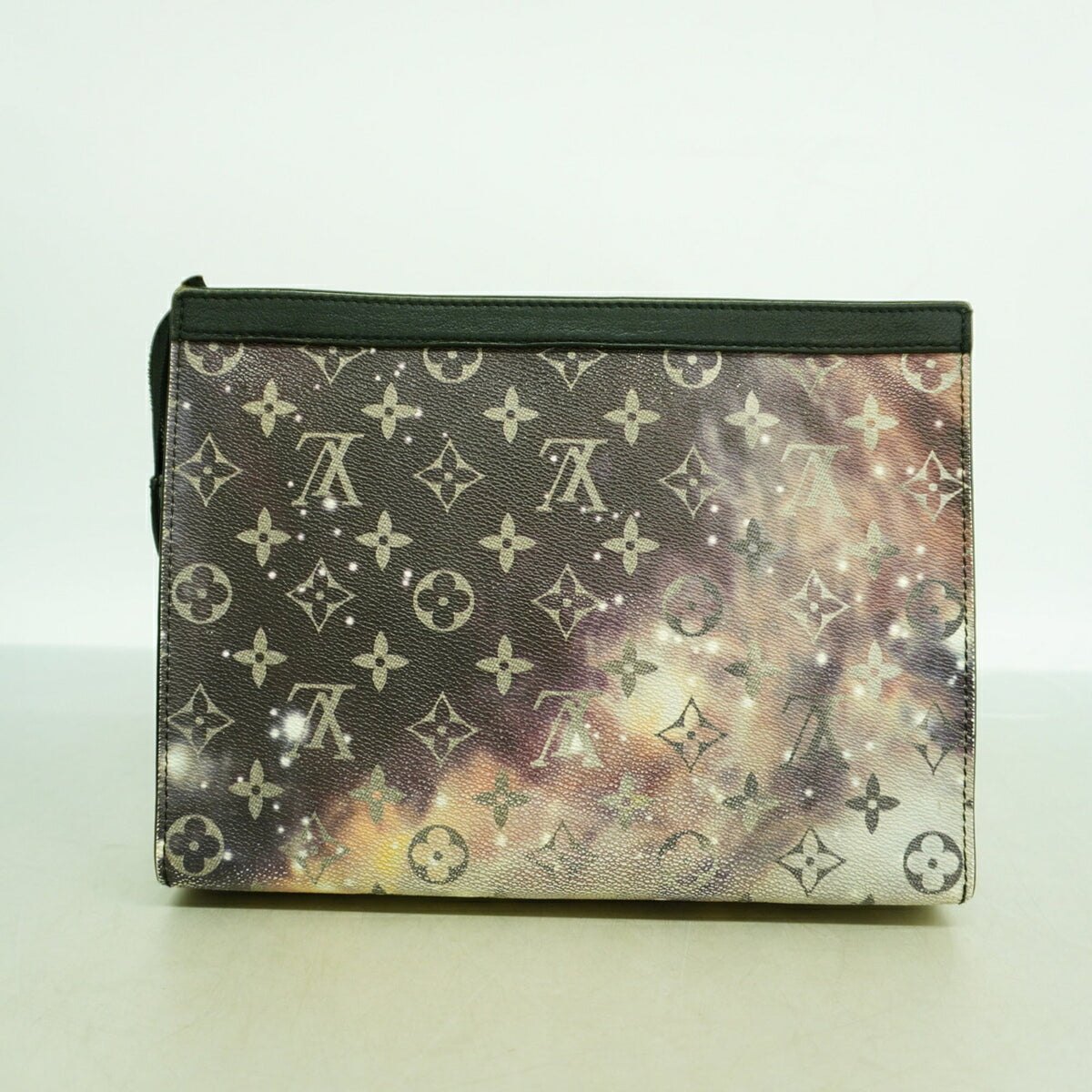 Louis Vuitton Black Clutch Bag (Pre-Owned)