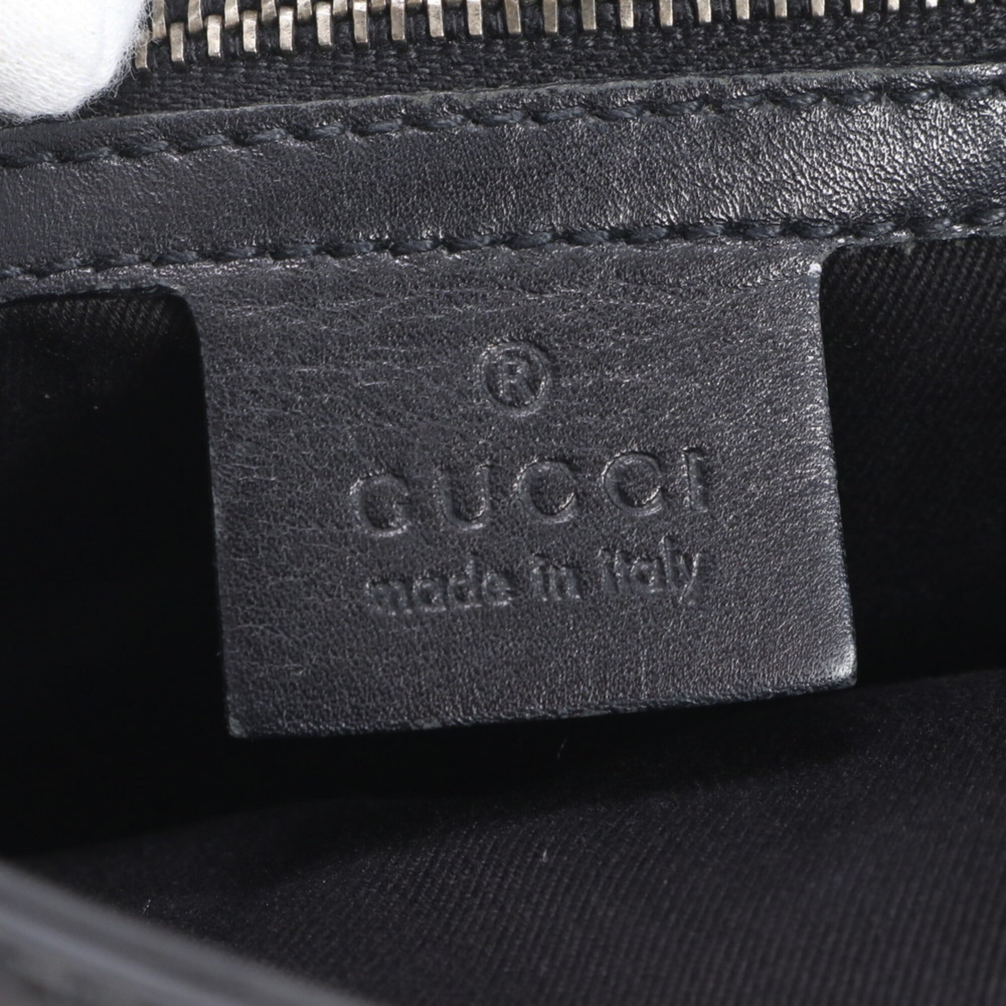 Gucci Gg Canvas Black Gg Canvas Shoulder Bag (Pre-Owned)