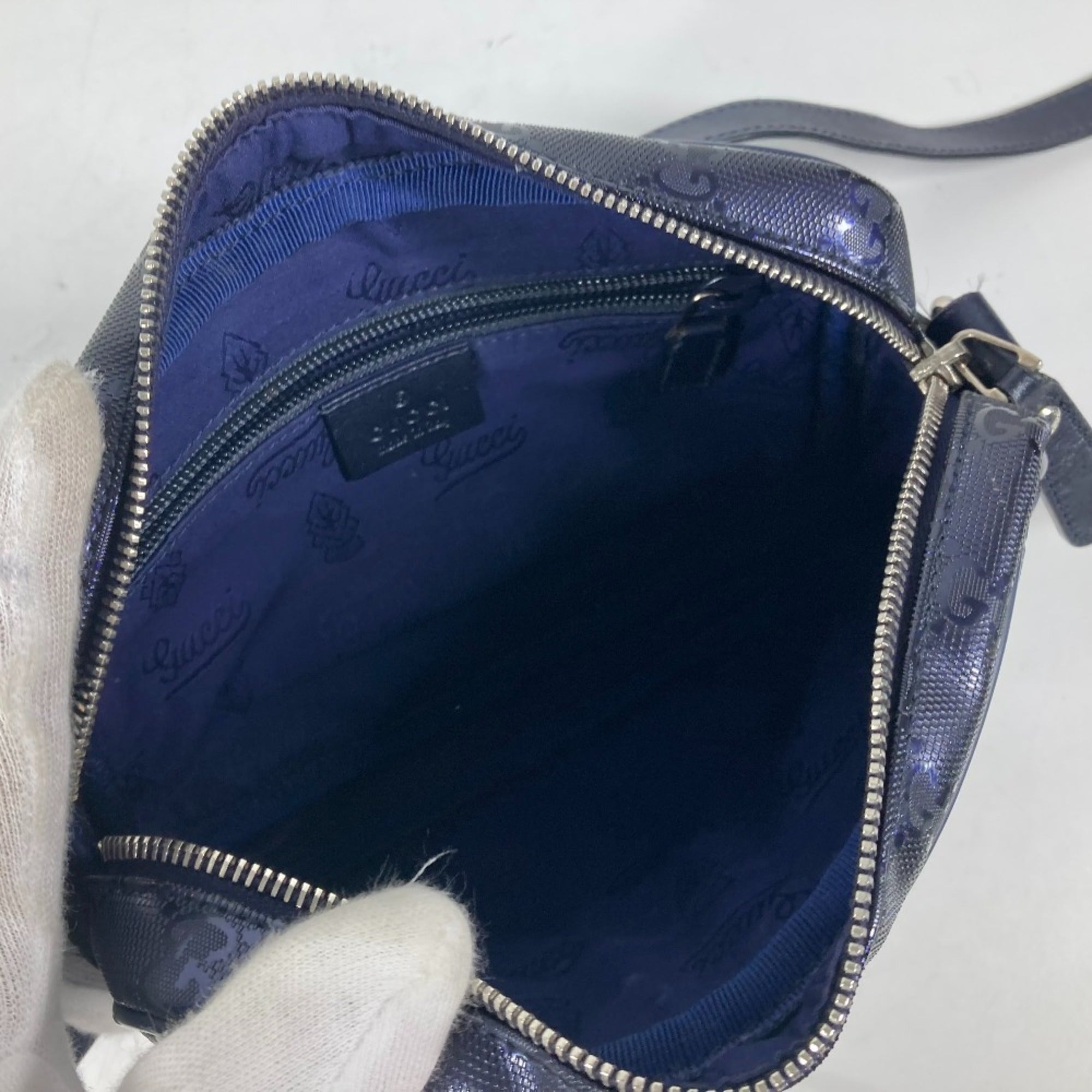 Gucci Gg Imprimé Blue Gg Imprimé Pochette Shoulder Bag (Pre-Owned)