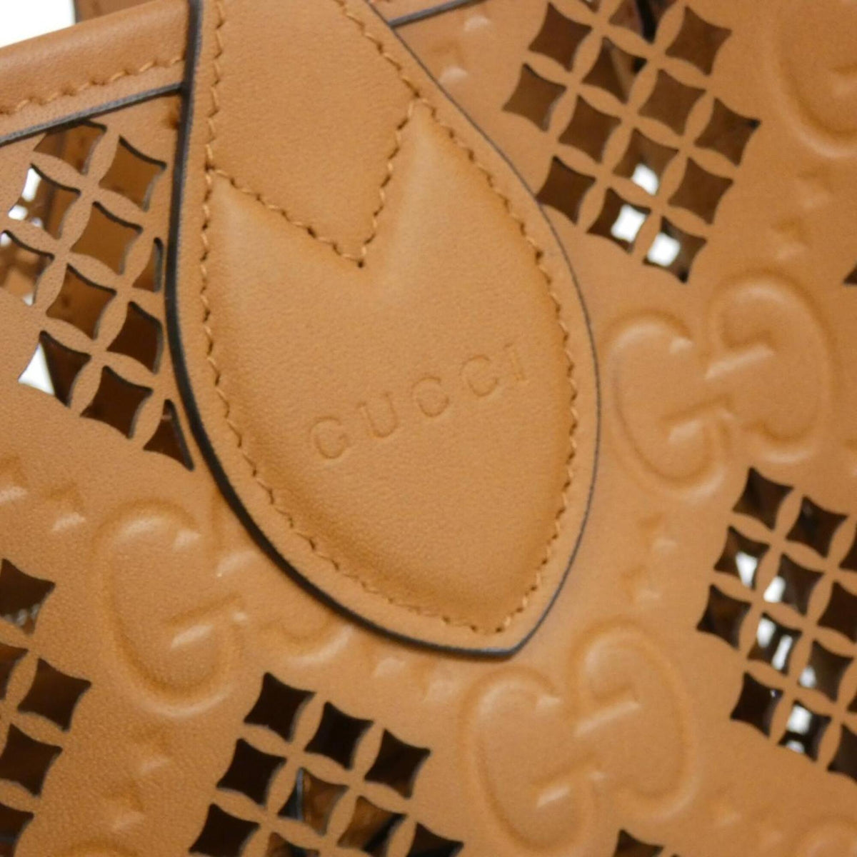 Gucci Brown Gg Leather Handbag (Pre-Owned)