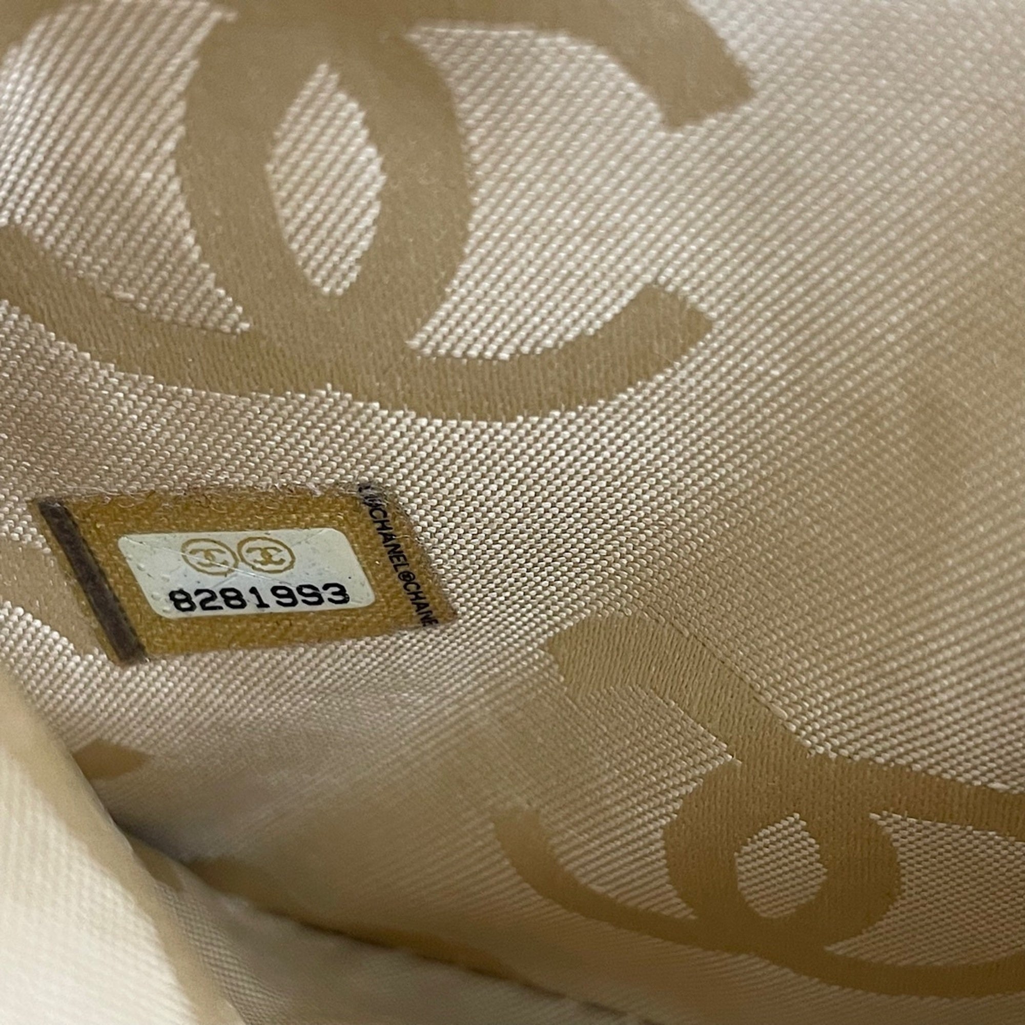 Chanel Beige Handbag (Pre-Owned)