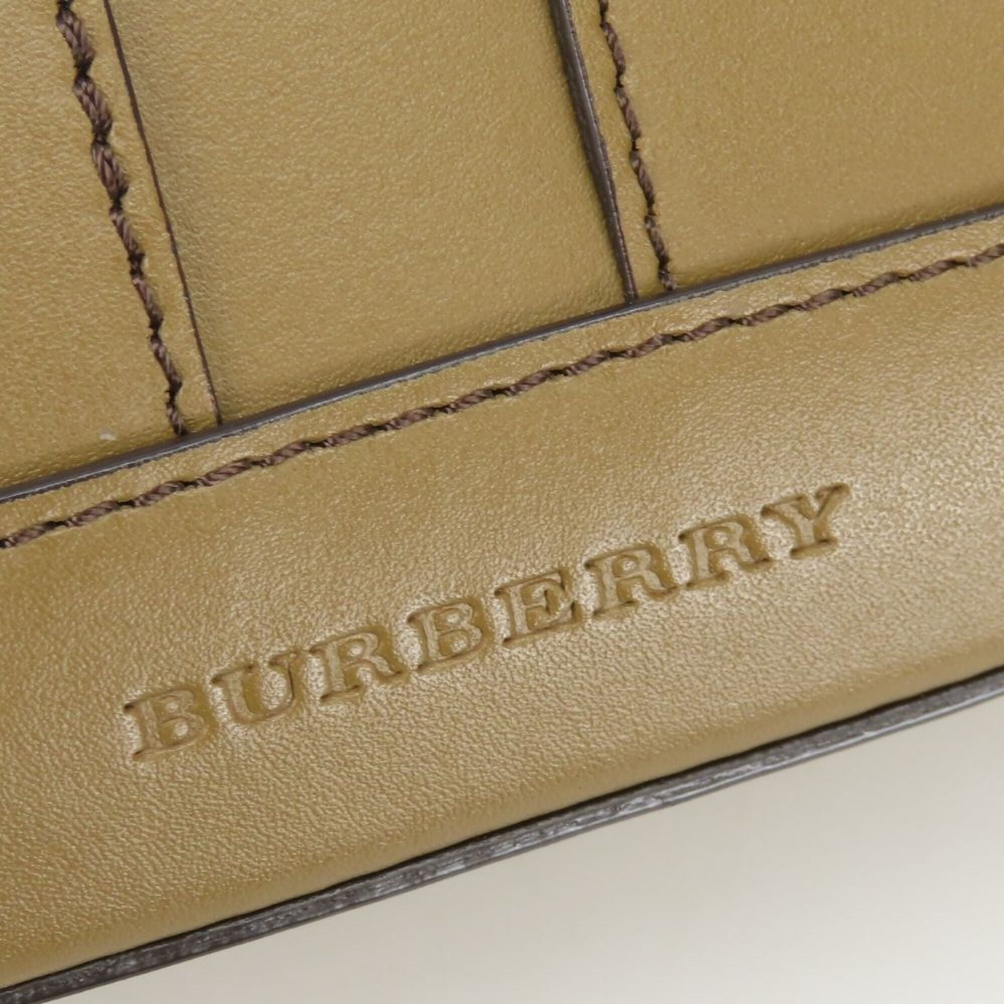 Burberry Brown Leather Shoulder Bag (Pre-Owned)