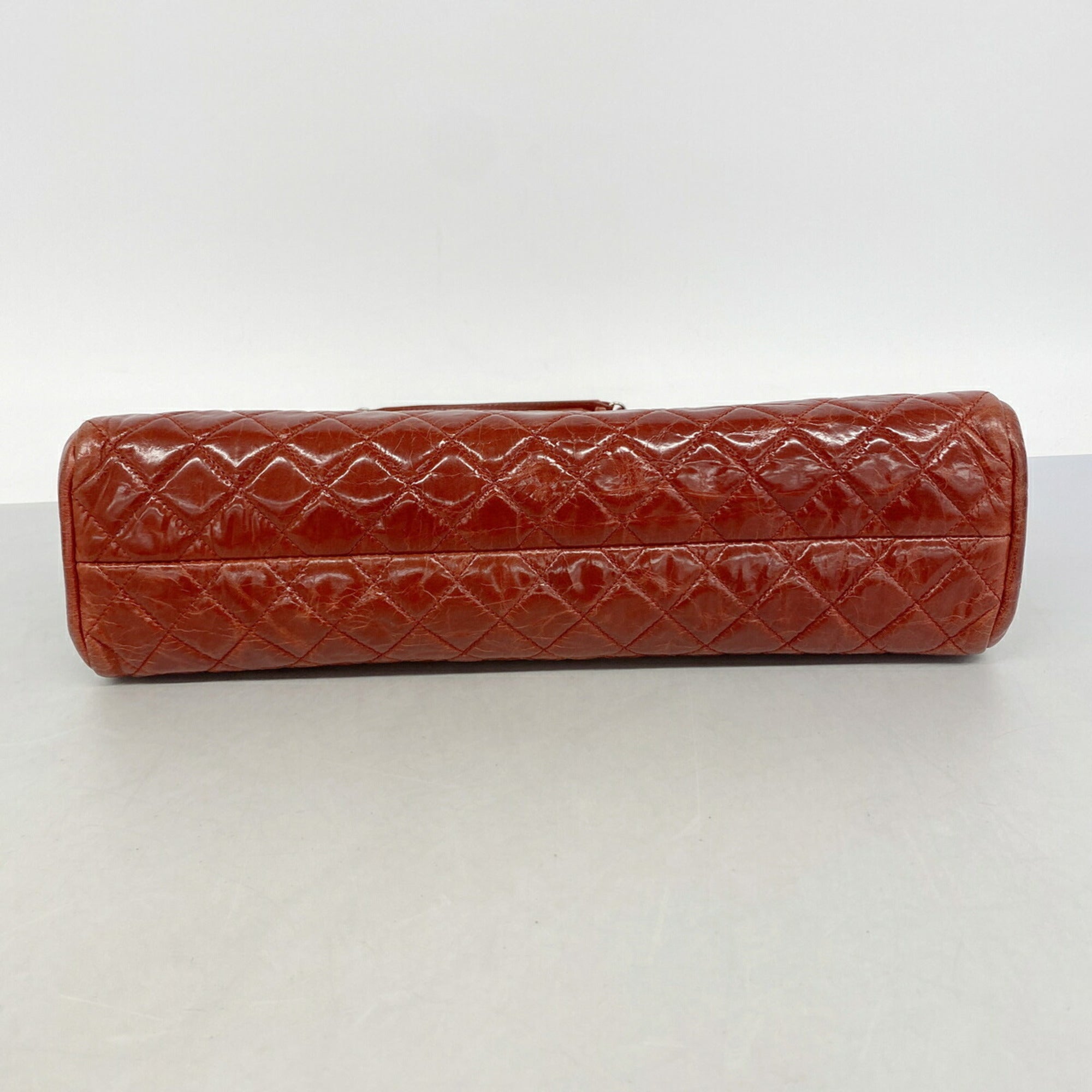 Chanel Red Color Leather Shoulder Bag (Pre-Owned)