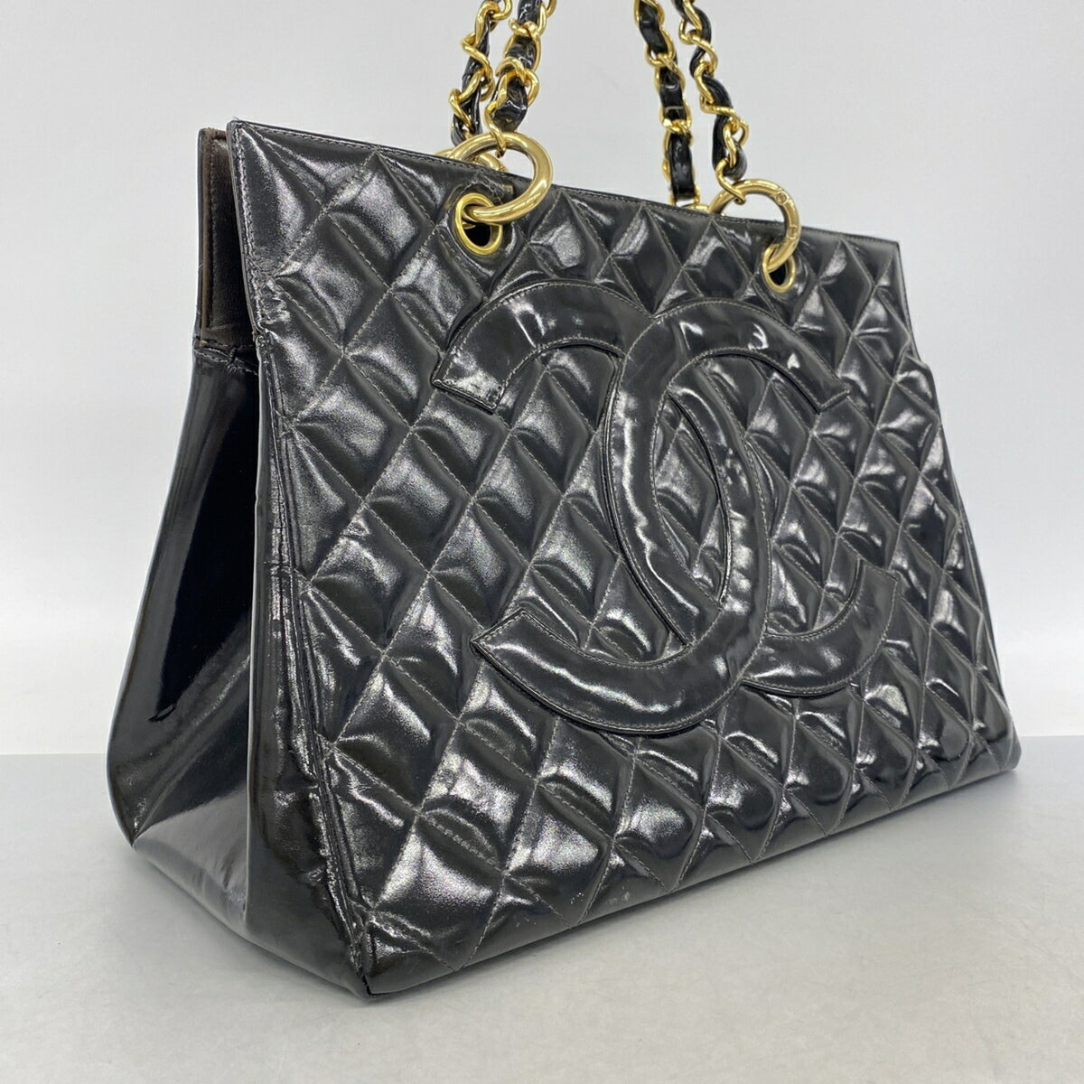 Chanel Black Patent Leather Tote Bag (Pre-Owned)