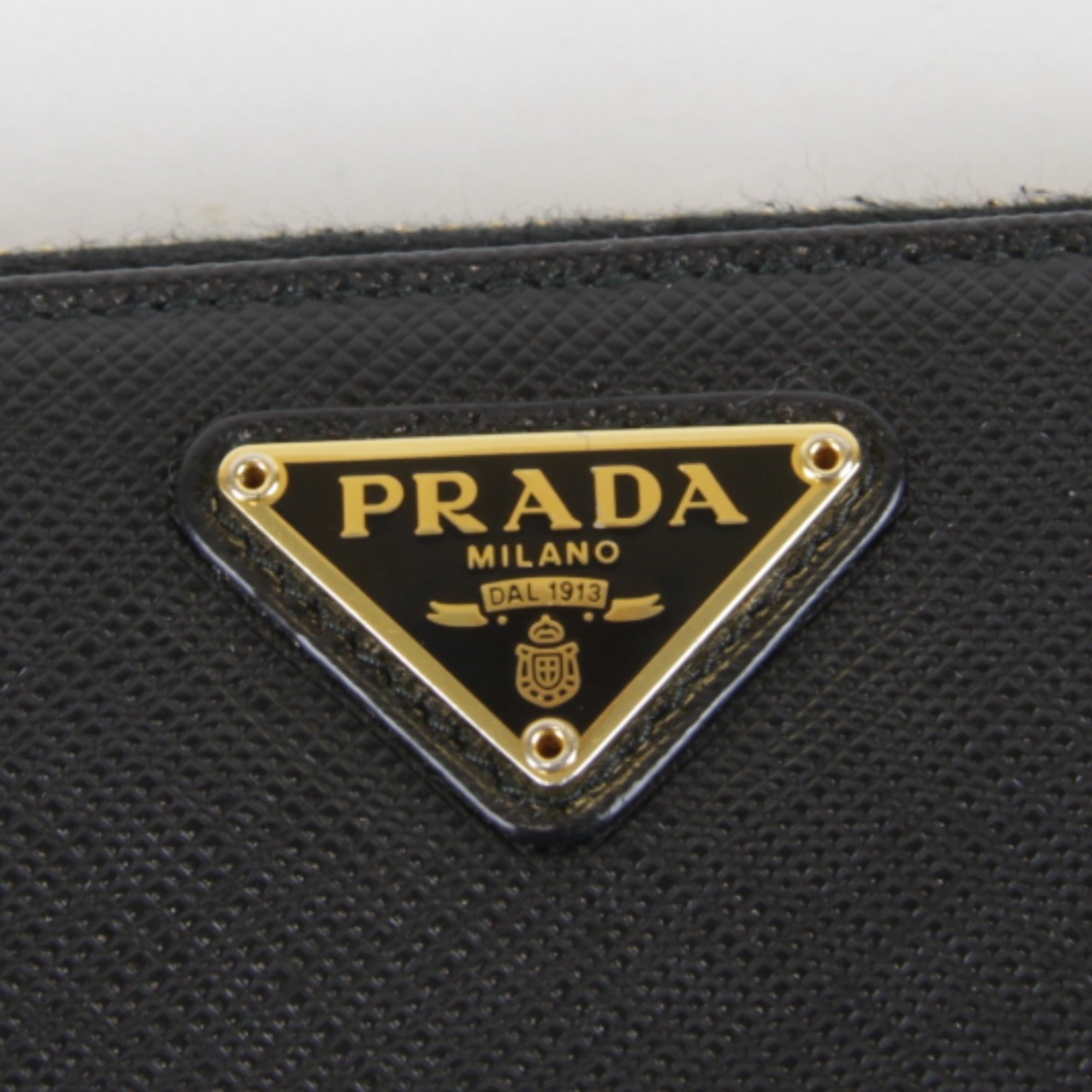 Prada Black Leather Long Wallet (Bi-Fold) (Pre-Owned)