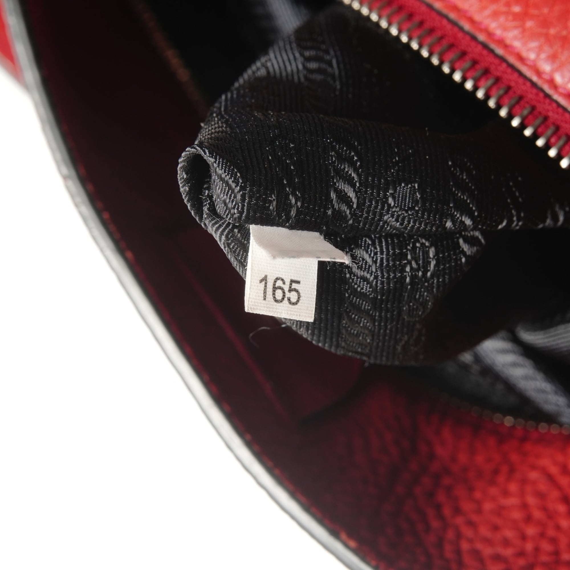 Prada Red Color Leather Shoulder Bag (Pre-Owned)