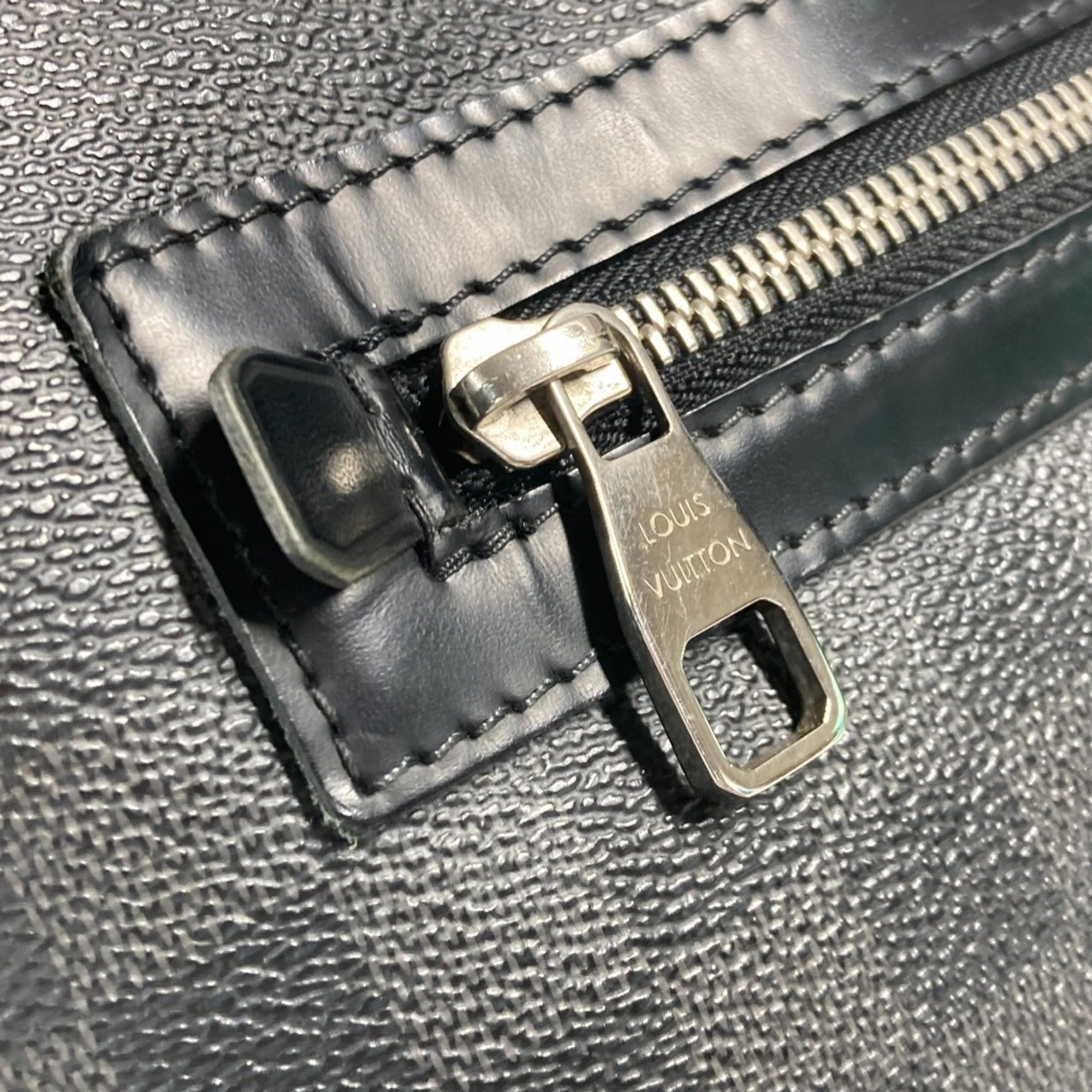 Louis Vuitton Black Damier Graphite Shoulder Bag (Pre-Owned)