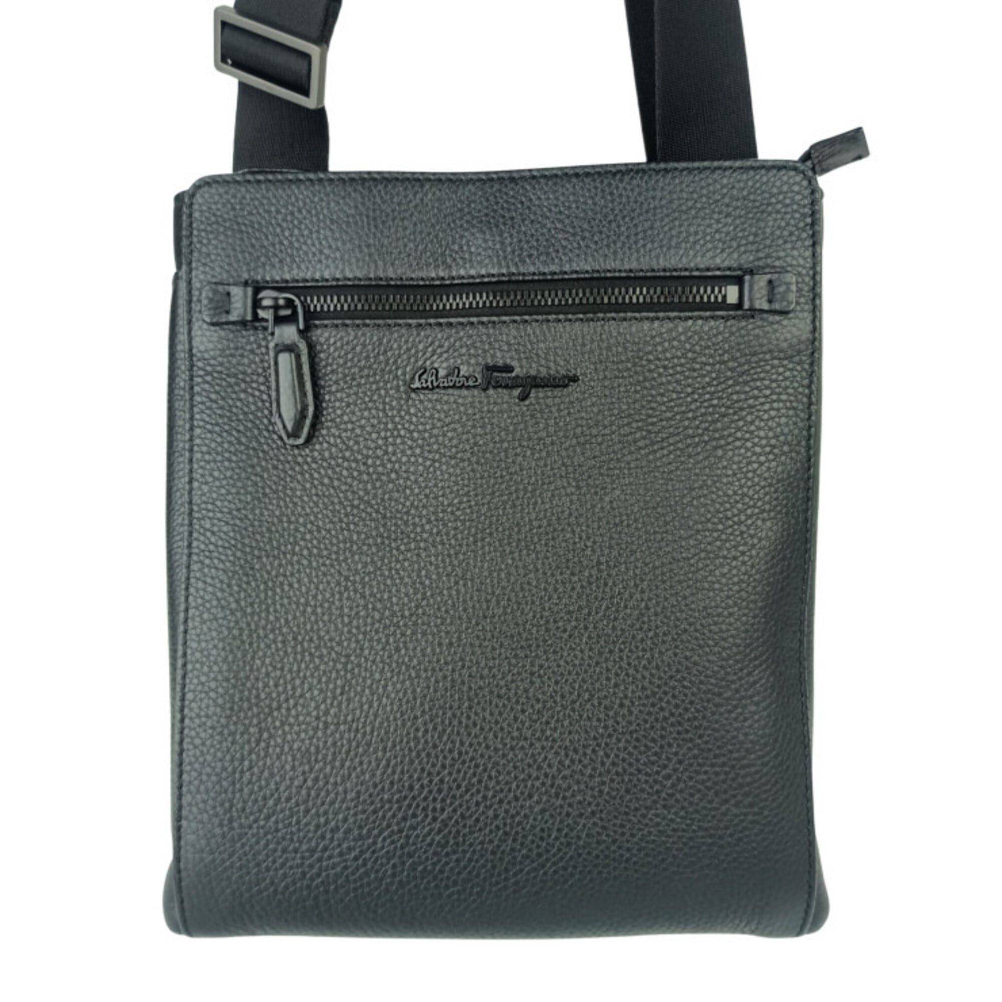 Salvatore Ferragamo Black Leather Messenger Bag Shoulder Bag (Pre-Owned)