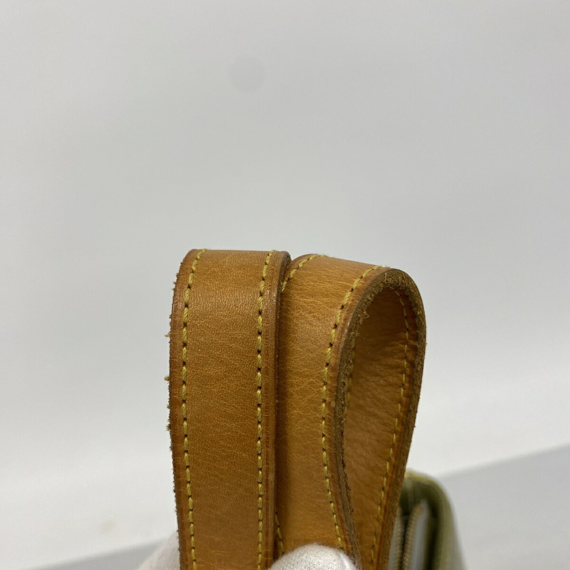 Louis Vuitton Gris Tote Bag (Pre-Owned)