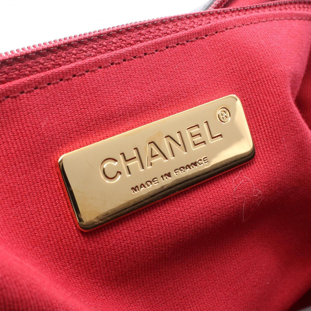 Chanel Black Leather Handbag Shoulder Bag (Pre-Owned)