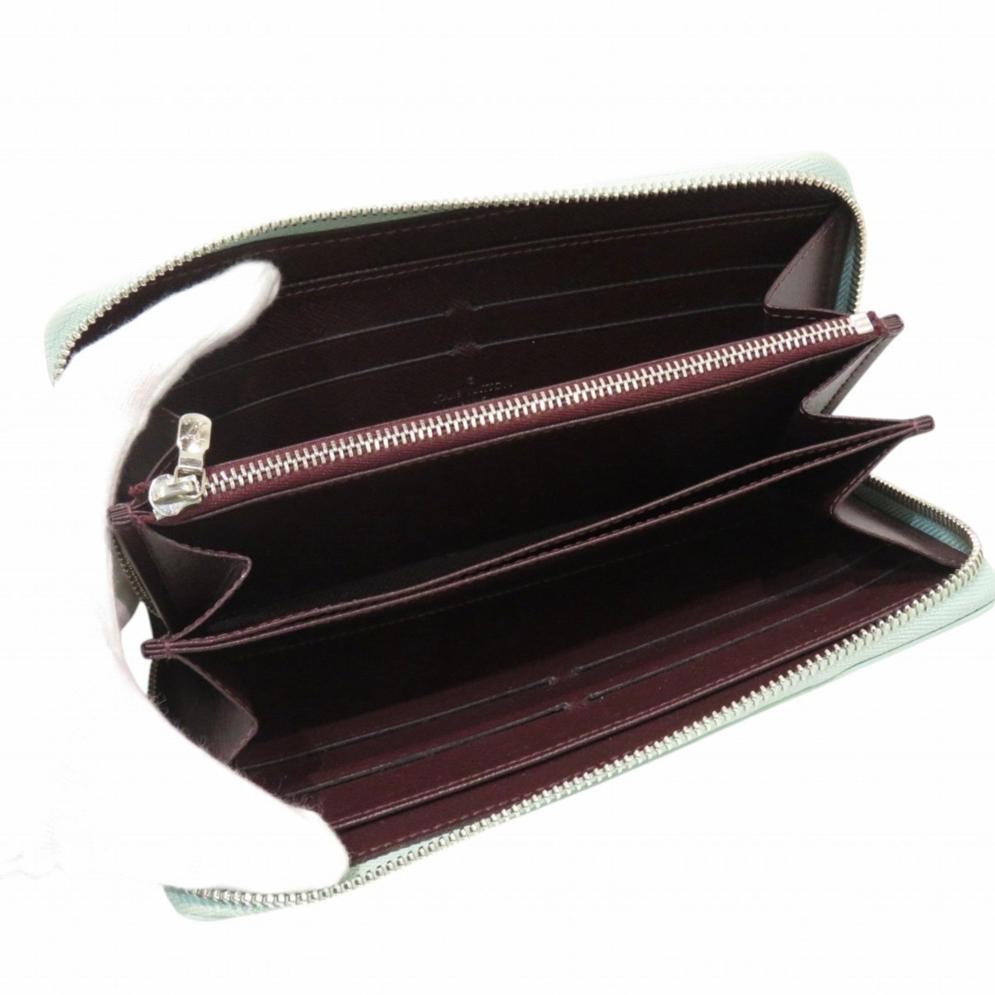 Louis Vuitton Green Epi Leather Long Wallet (Bi-Fold) (Pre-Owned)