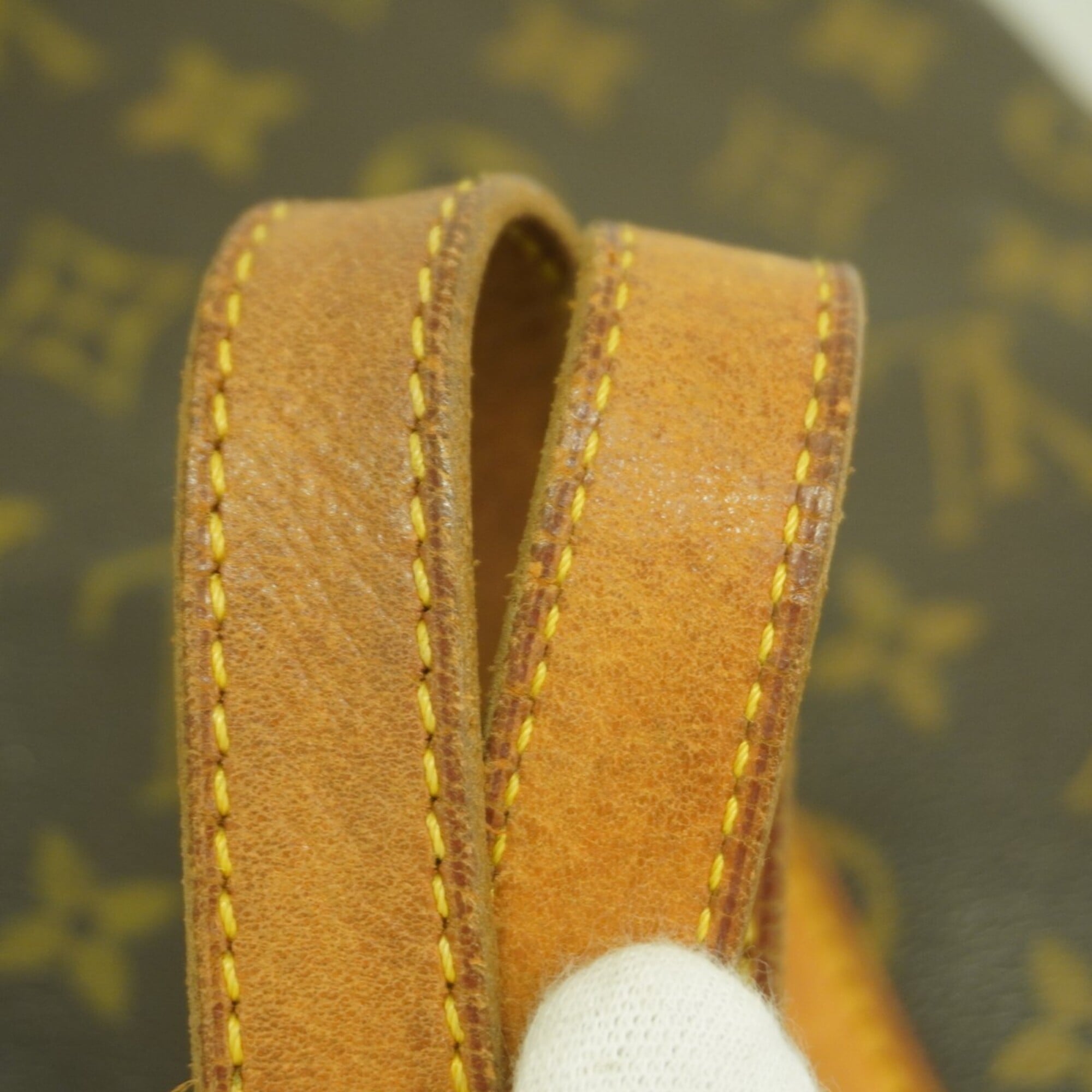 Louis Vuitton Brown Tote Bag (Pre-Owned)