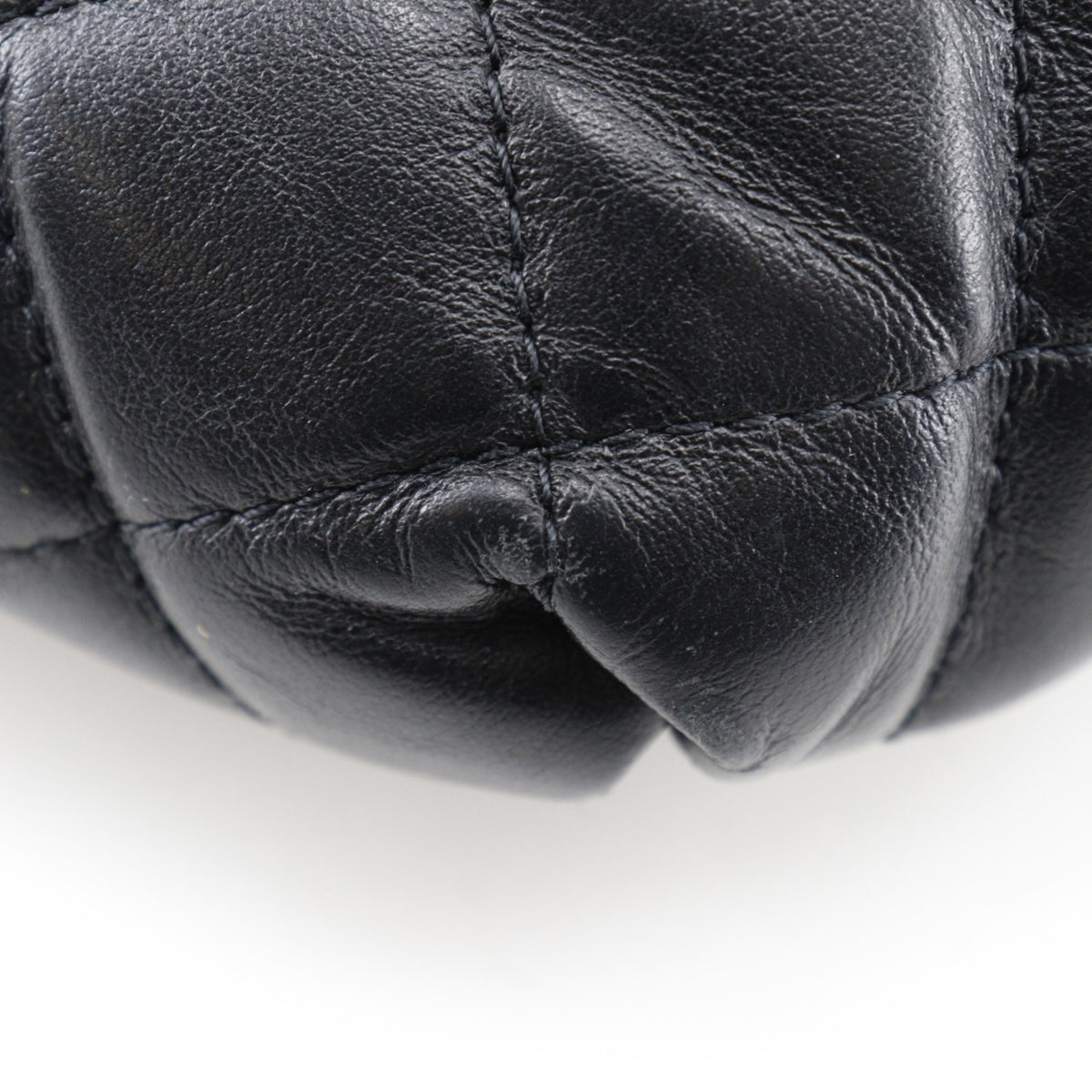 Chanel Black Leather Fanny Pack Sling Bag (Pre-Owned)