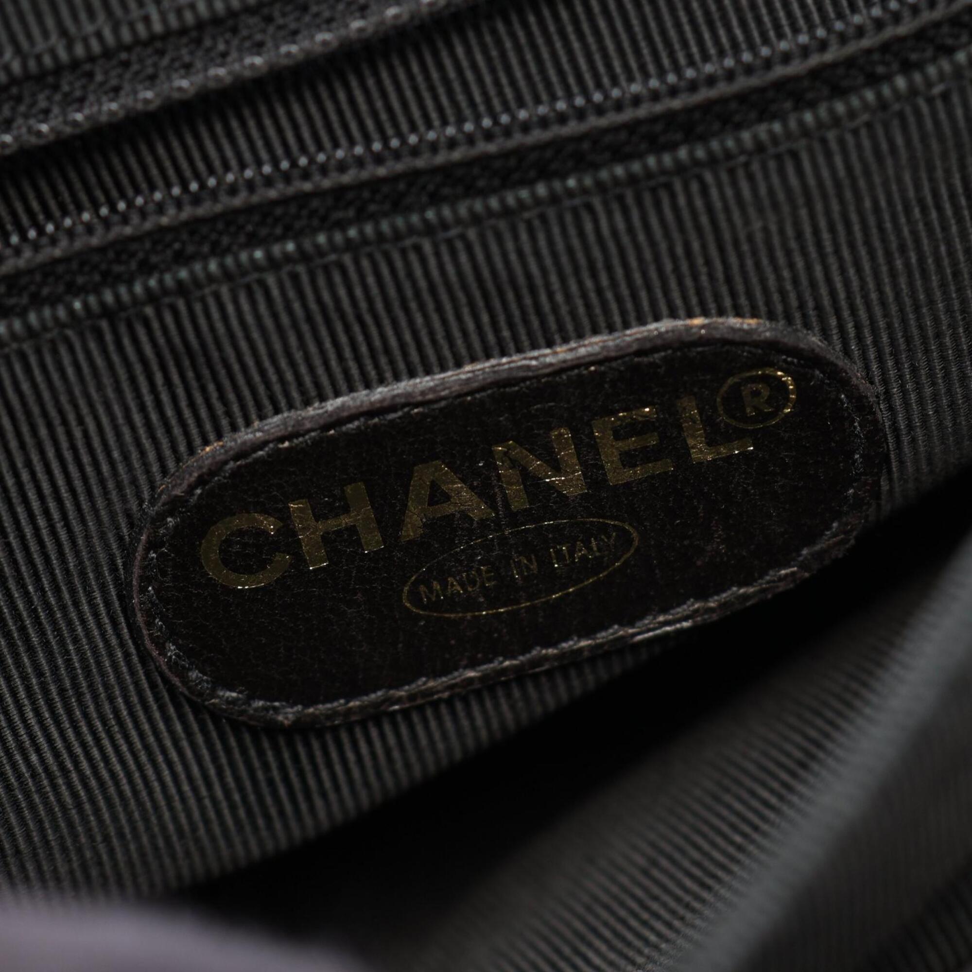 Chanel Black Grained Calfskin Backpack Handbag (Pre-Owned)