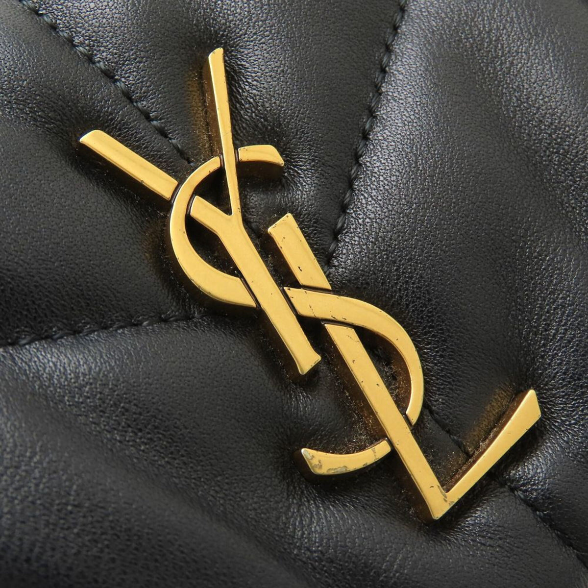 Yves Saint Laurent Black Shoulder Bag (Pre-Owned)