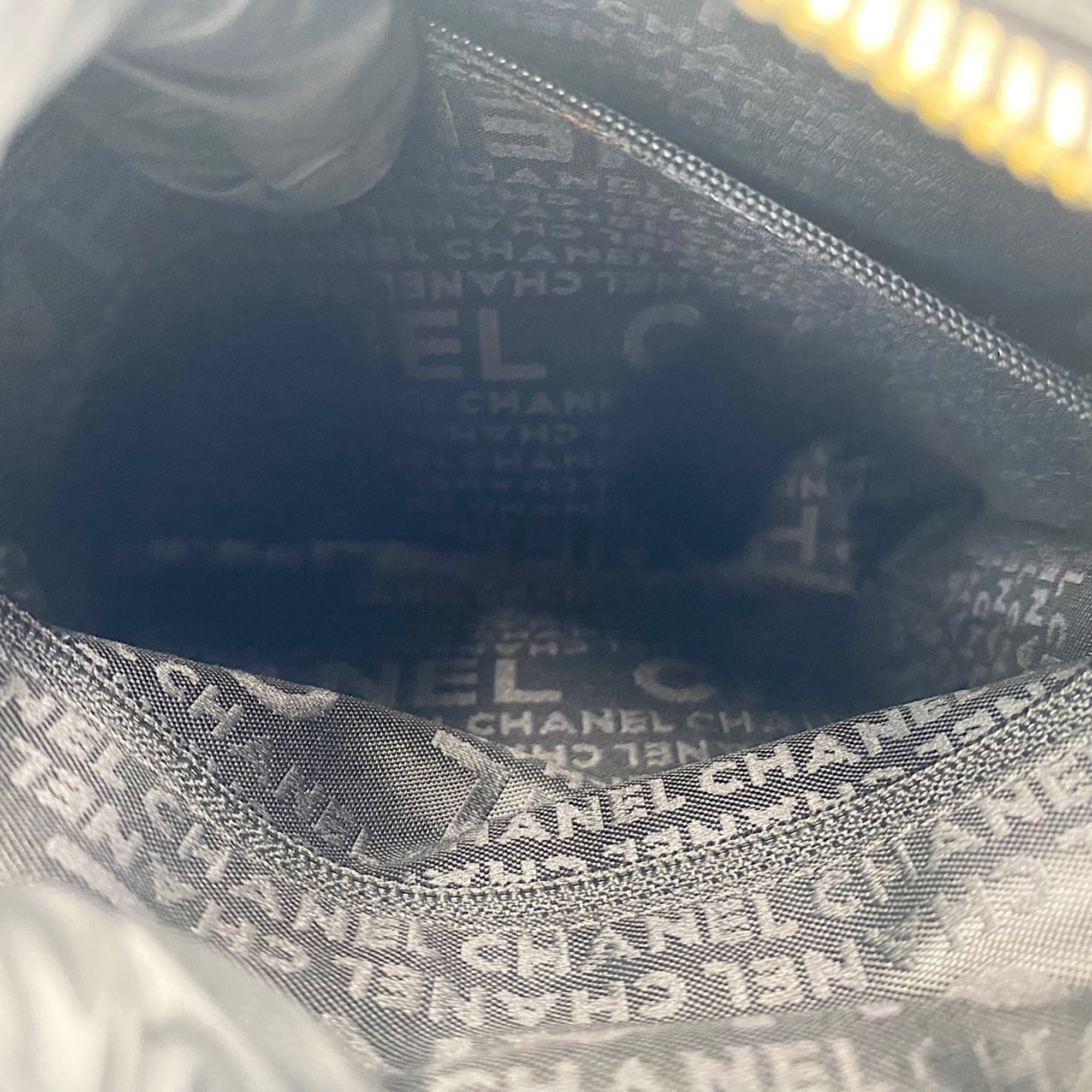 Chanel Black Tote Bag (Pre-Owned)