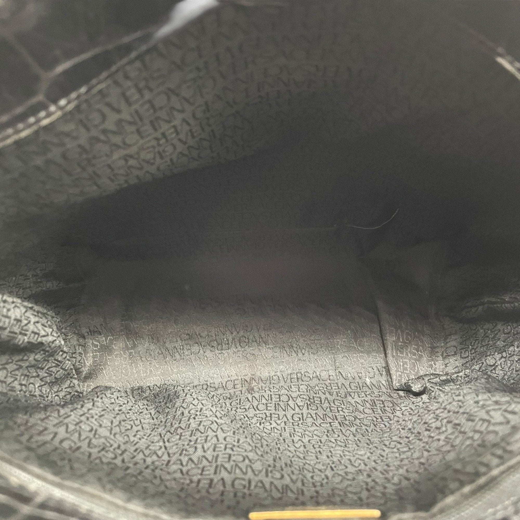 Versace Black Leather Handbag Tote Bag (Pre-Owned)