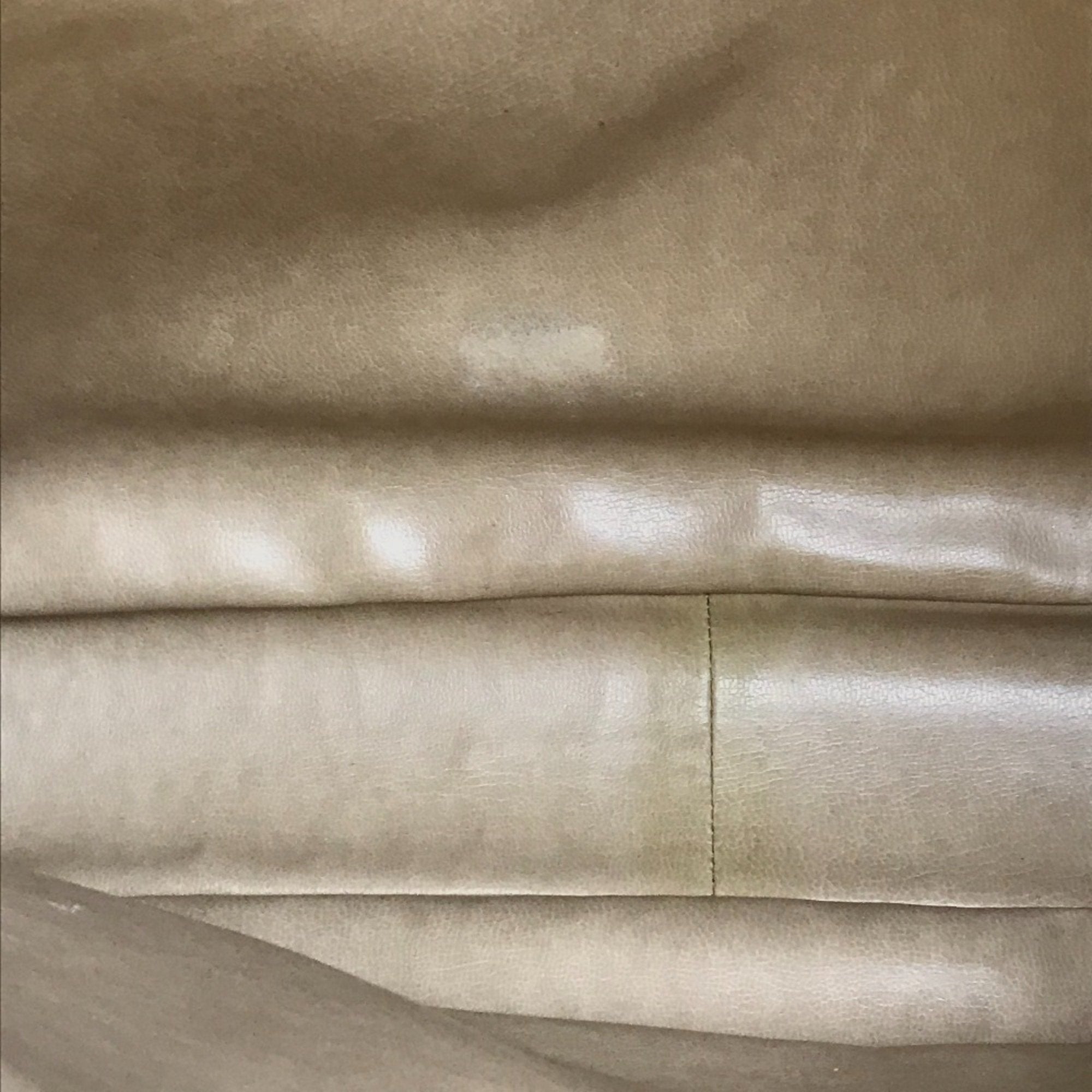 Chanel Matelasse Gold Leather Shoulder Bag (Pre-Owned)