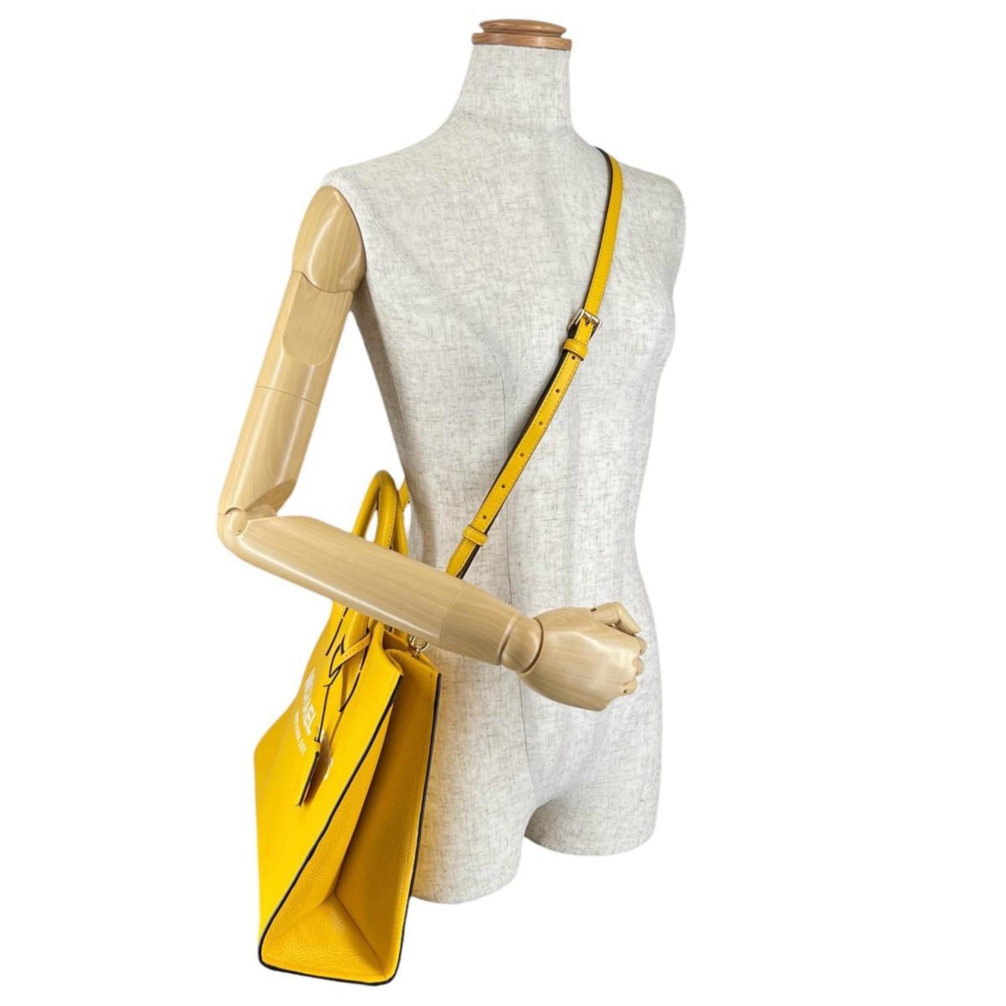 Michael Kors Yellow Handbag Shoulder Bag (Pre-Owned)