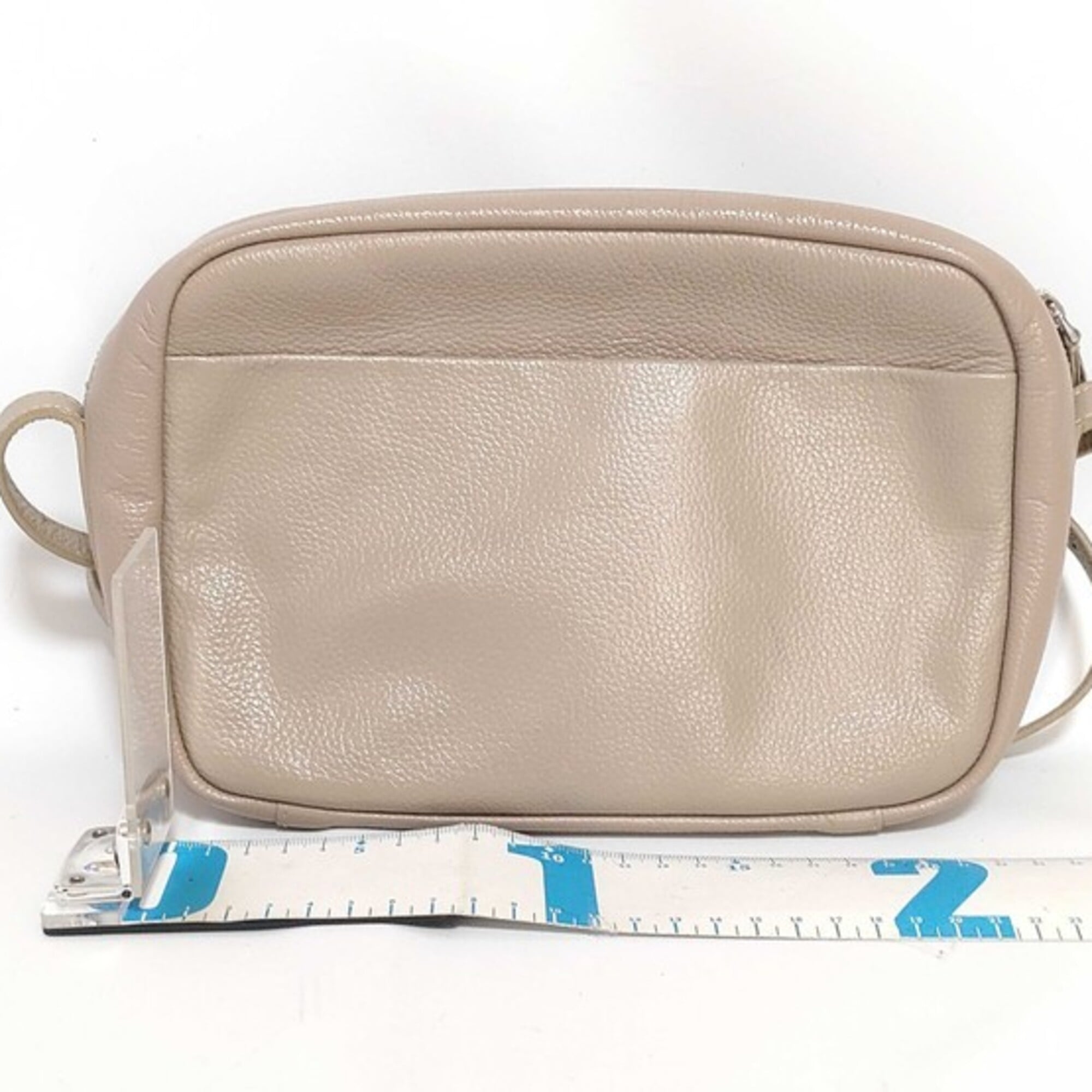 Balenciaga Beige Leather Shoulder Bag (Pre-Owned)