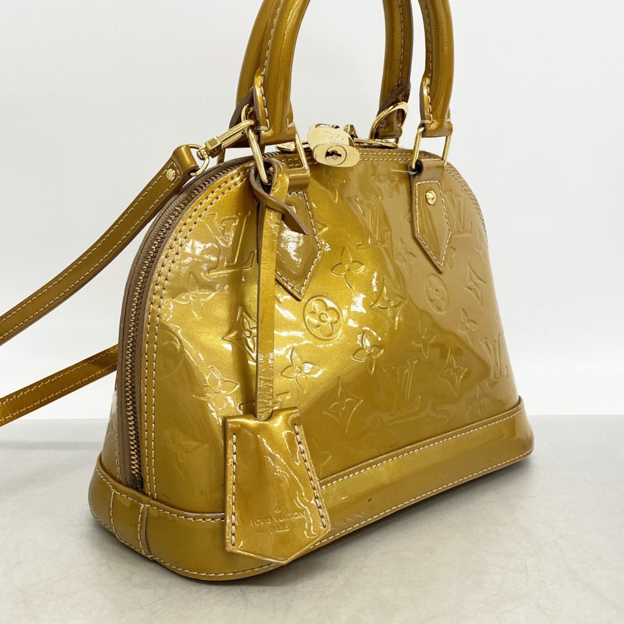 Louis Vuitton Beige Poodle Handbag (Pre-Owned)