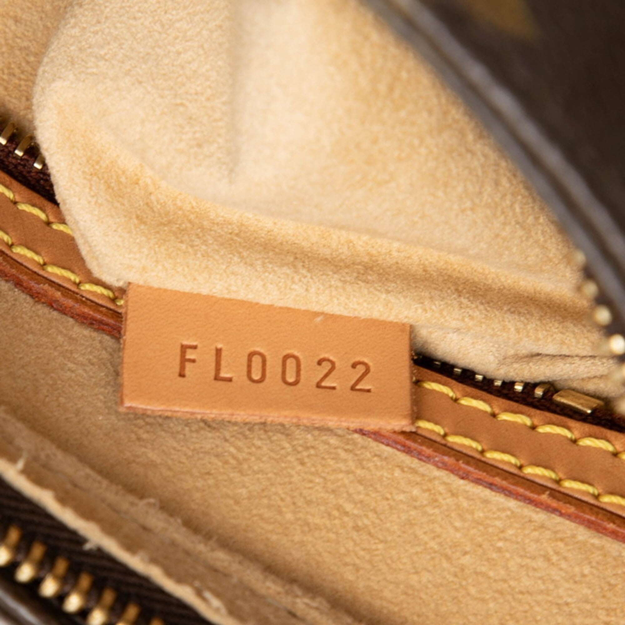 Louis Vuitton Brown Pvc Leather Shoulder Bag (Pre-Owned)