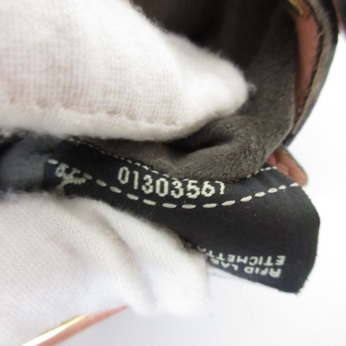 Fendi Pink Shoulder Bag (Pre-Owned)