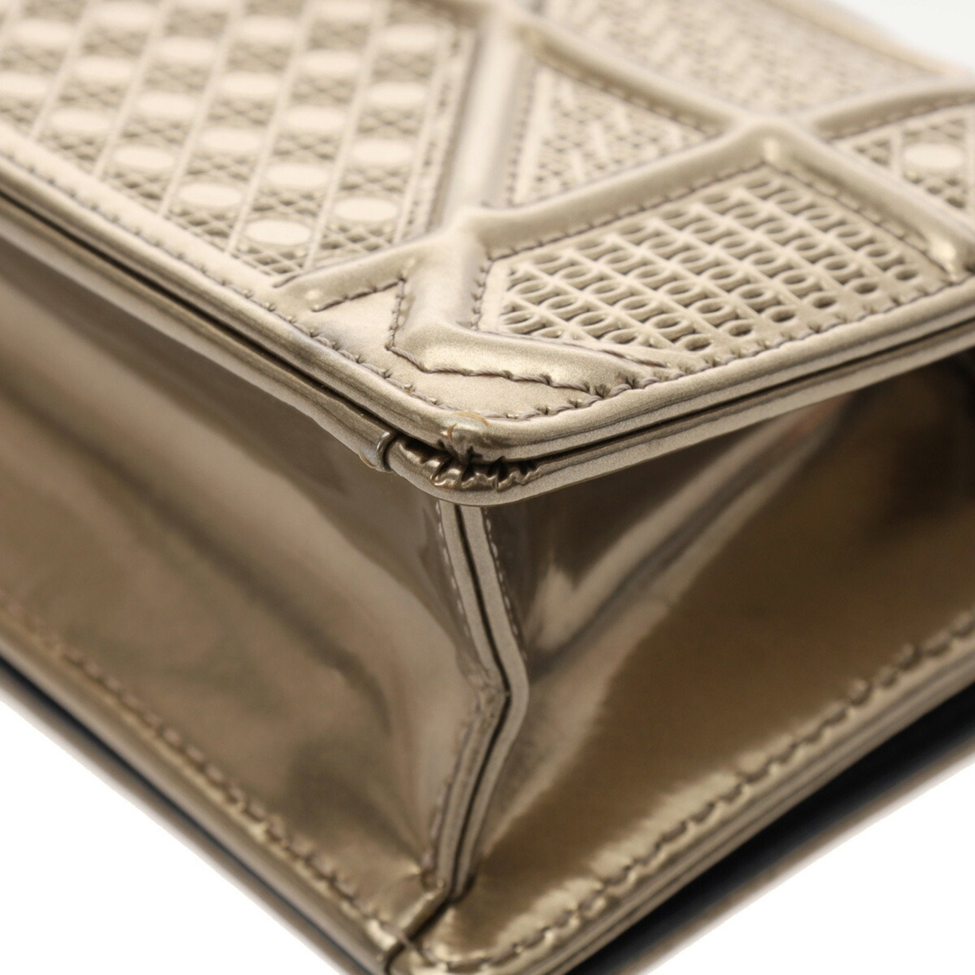 Christian Dior Gold Leather Shoulder Bag (Pre-Owned)