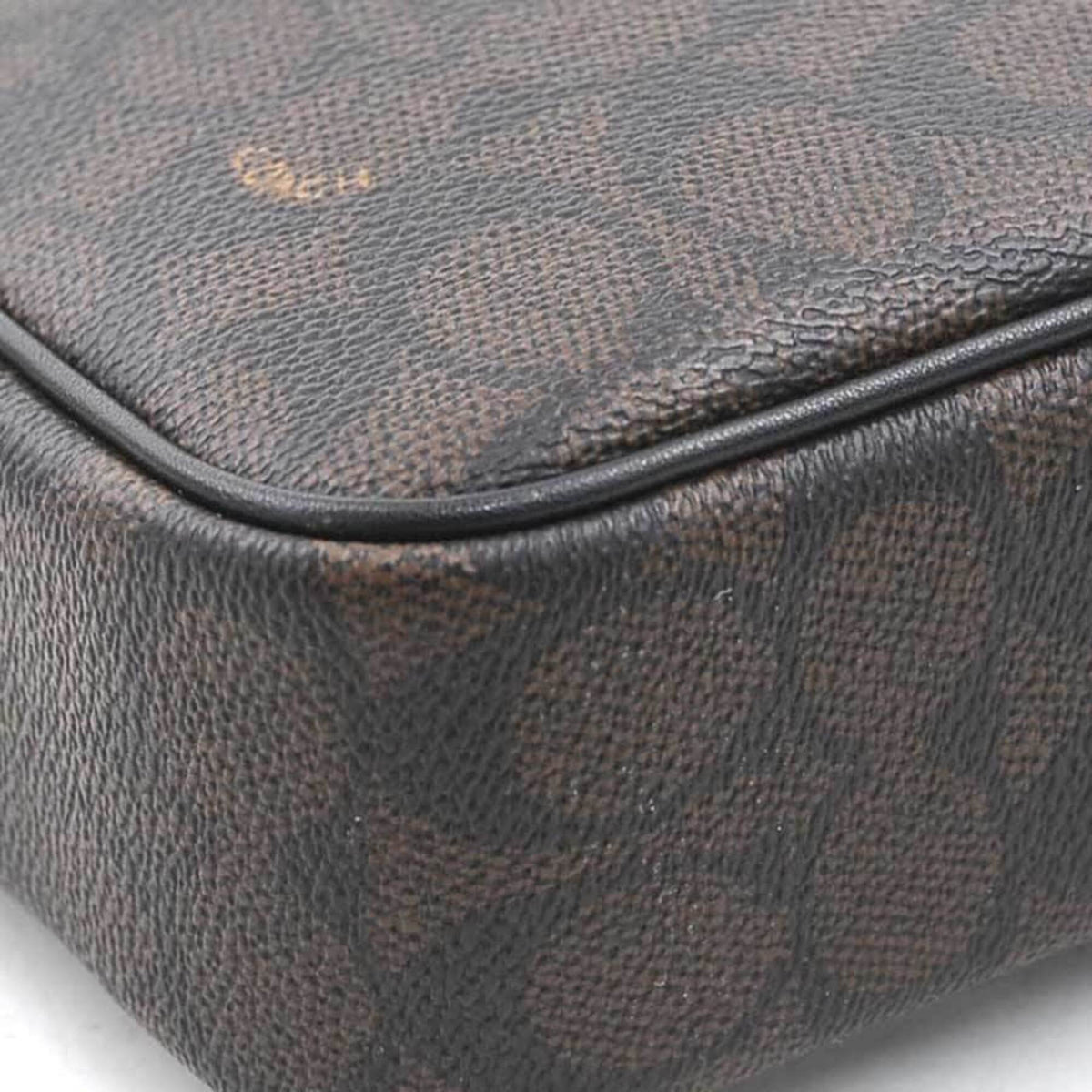 Coach Black Brown Leather Shoulder Bag (Pre-Owned)