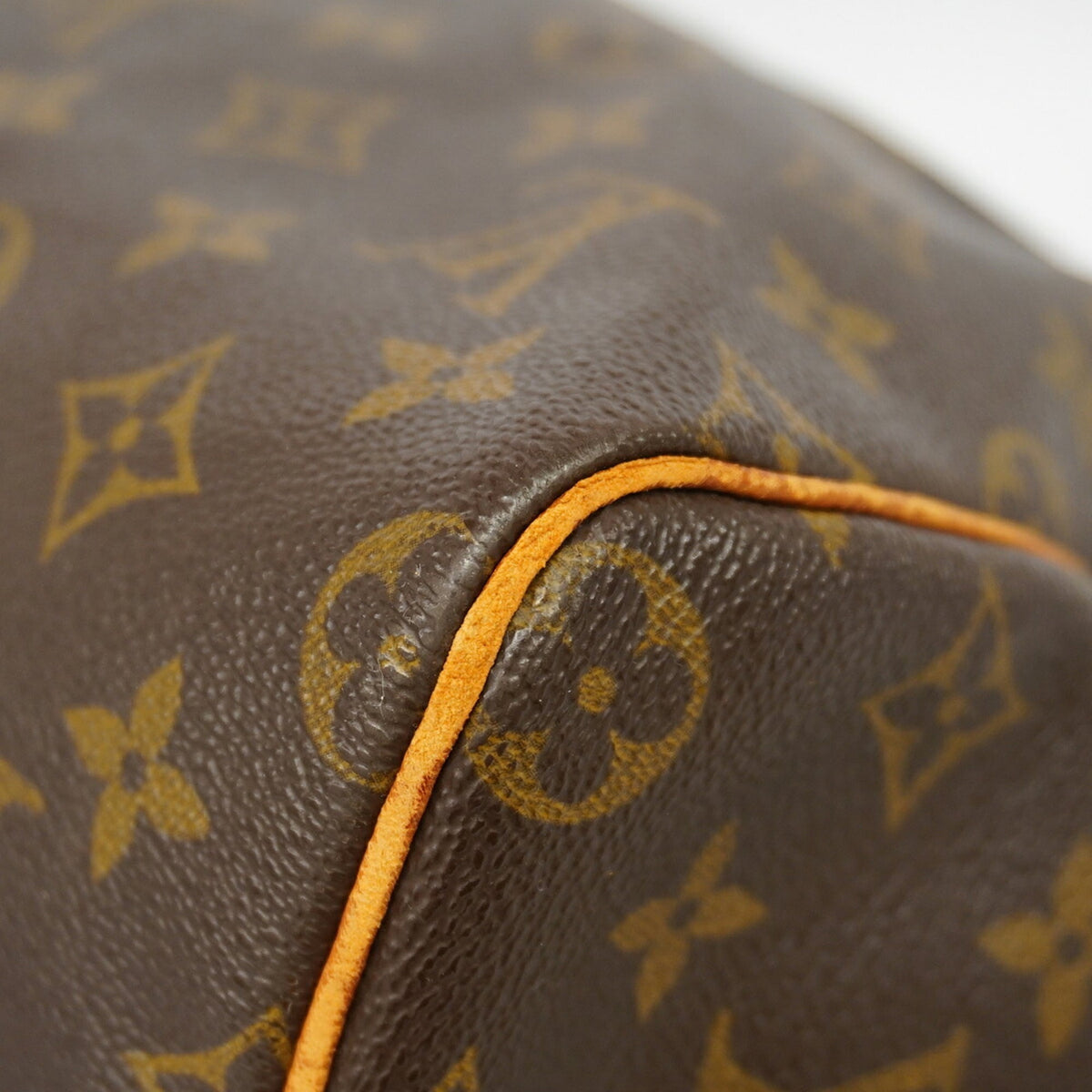 Louis Vuitton Brown Handbag (Pre-Owned)